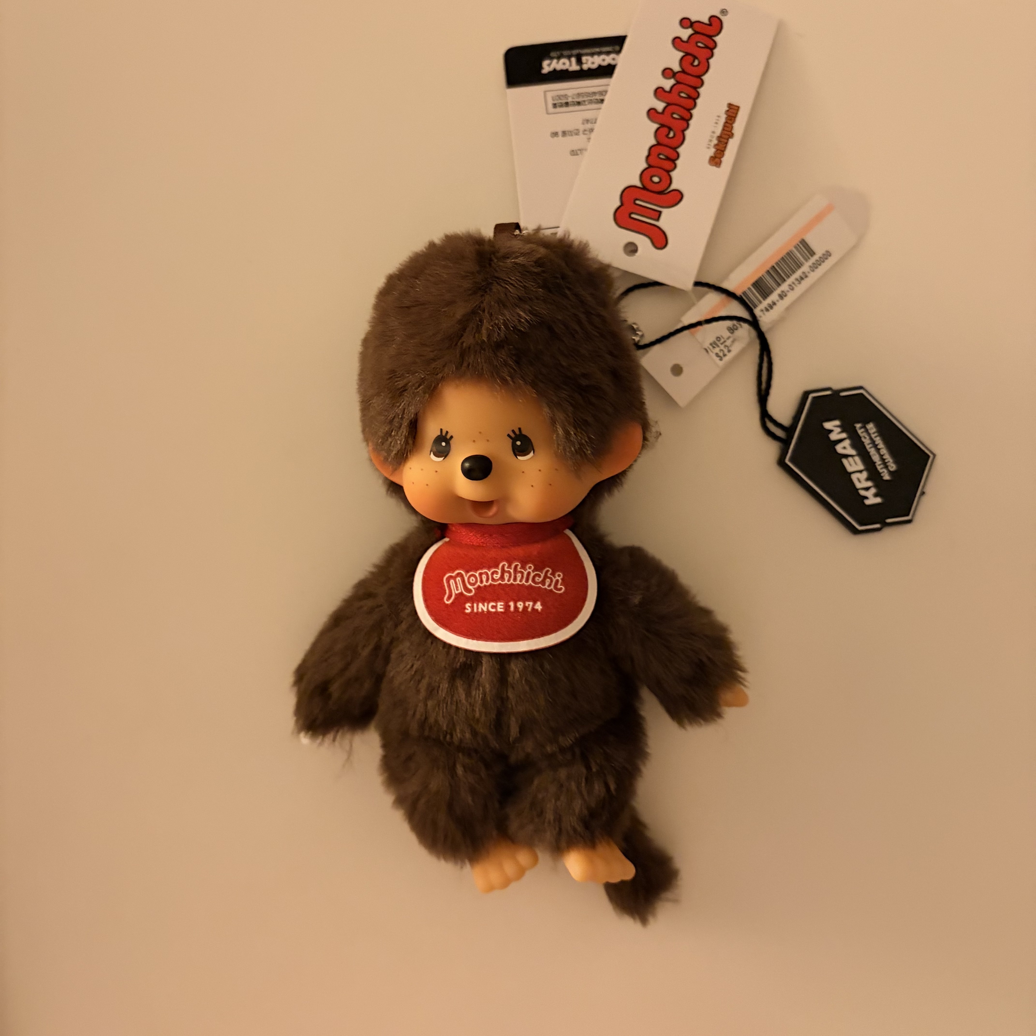 Monchhichi SS Boy Key Chain Brown 착용 스타일