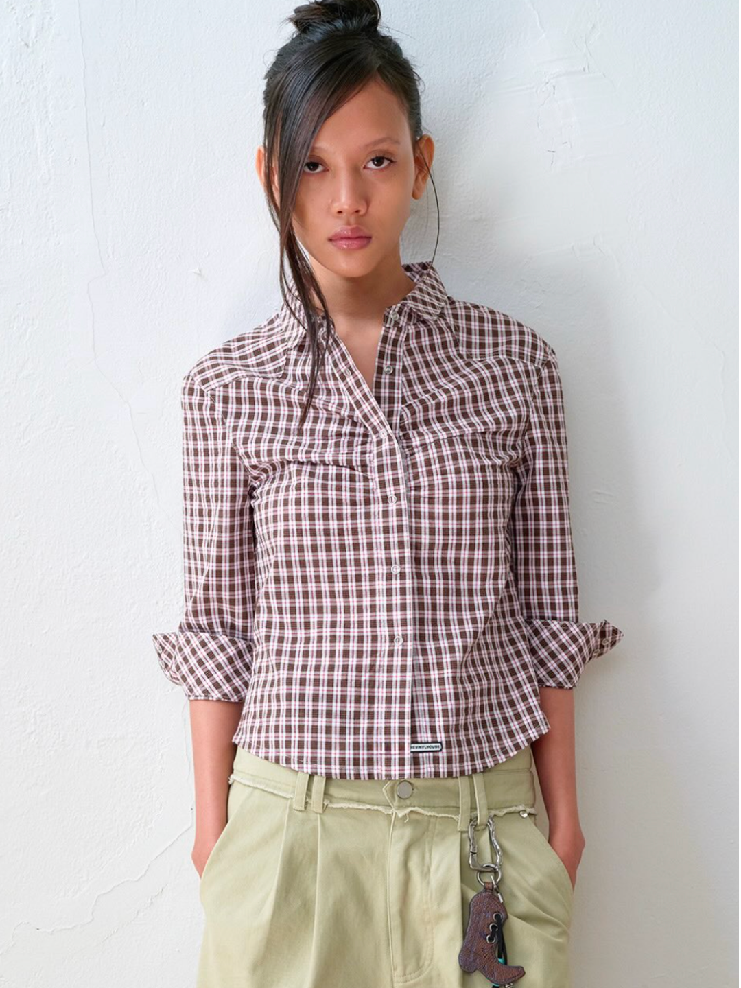 Thevinylhouse Early Bird Dies Tee Black, Thevinylhouse Three-Quarter Sleeve Shirts (W) Brown 착용 스타일 - 3
