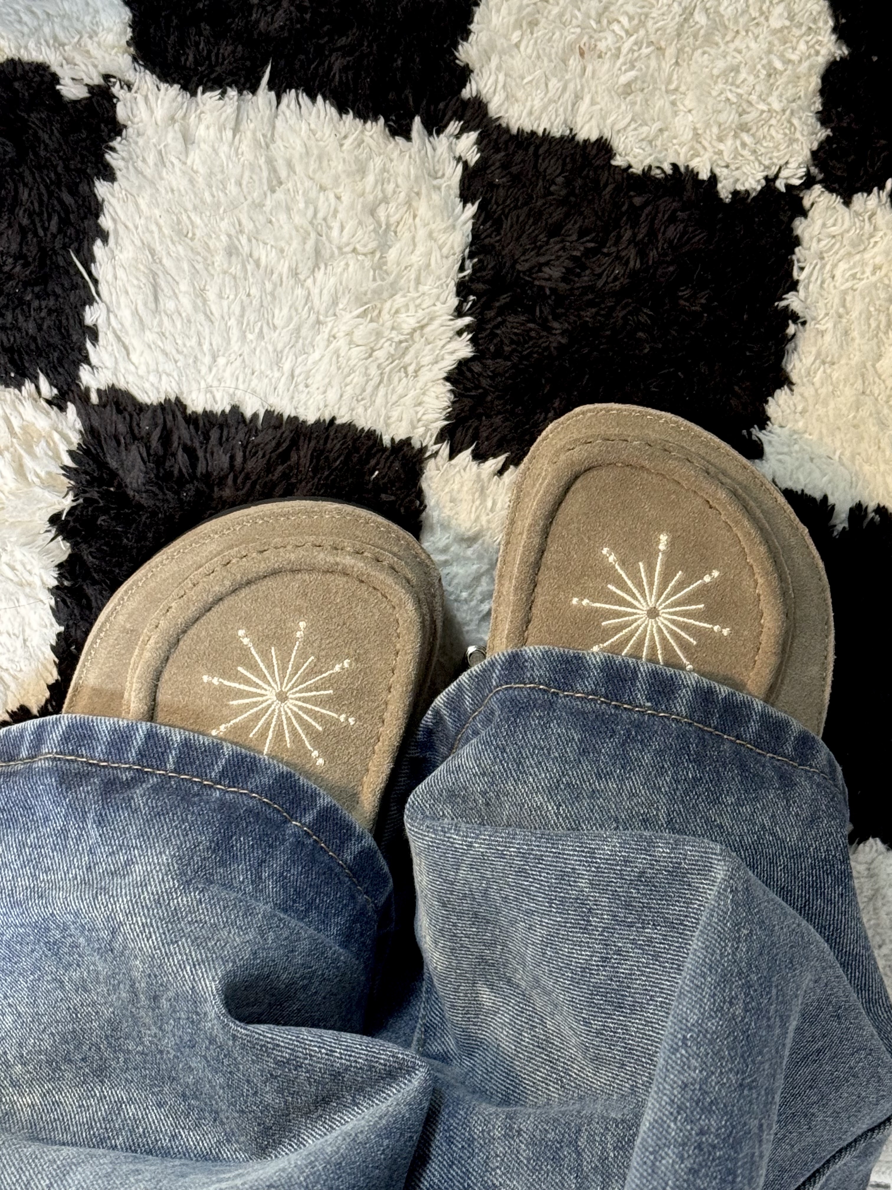 Millo Archive X Negative Three Crescendo Desert Mule Beige 착용 스타일 - 1