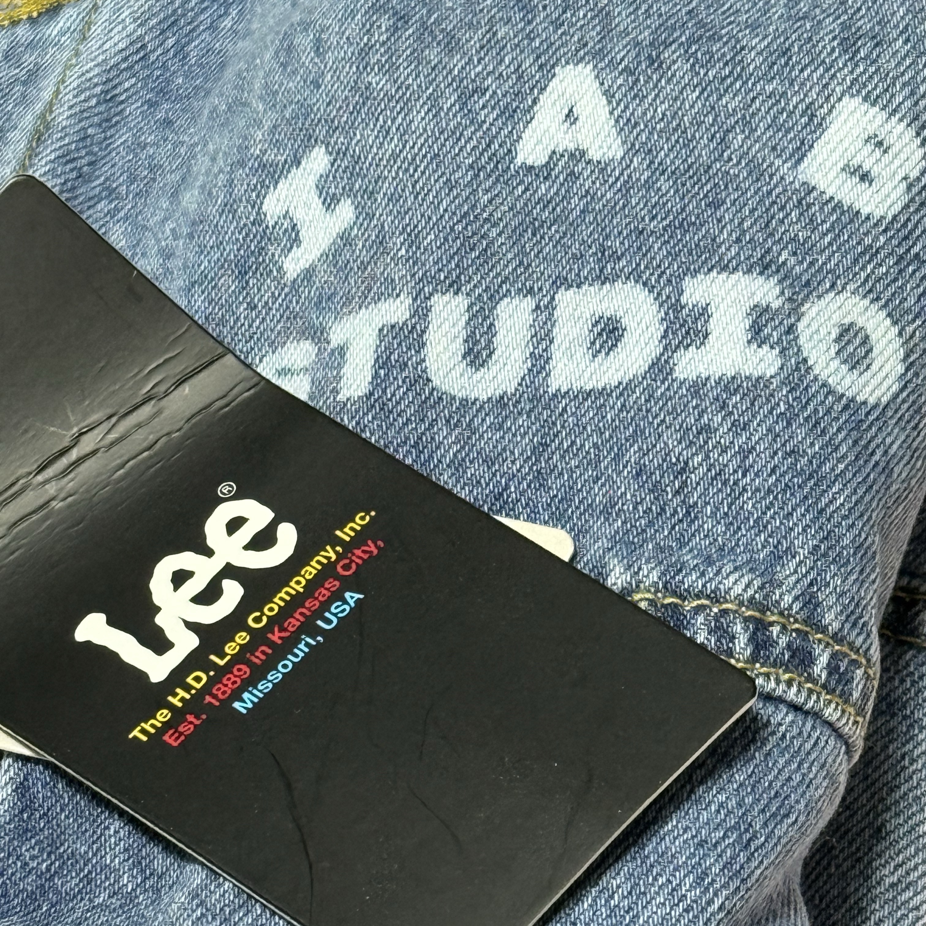 IAB Studio x Lee Denim Jacket Indigo Indigo Medium 착용 스타일