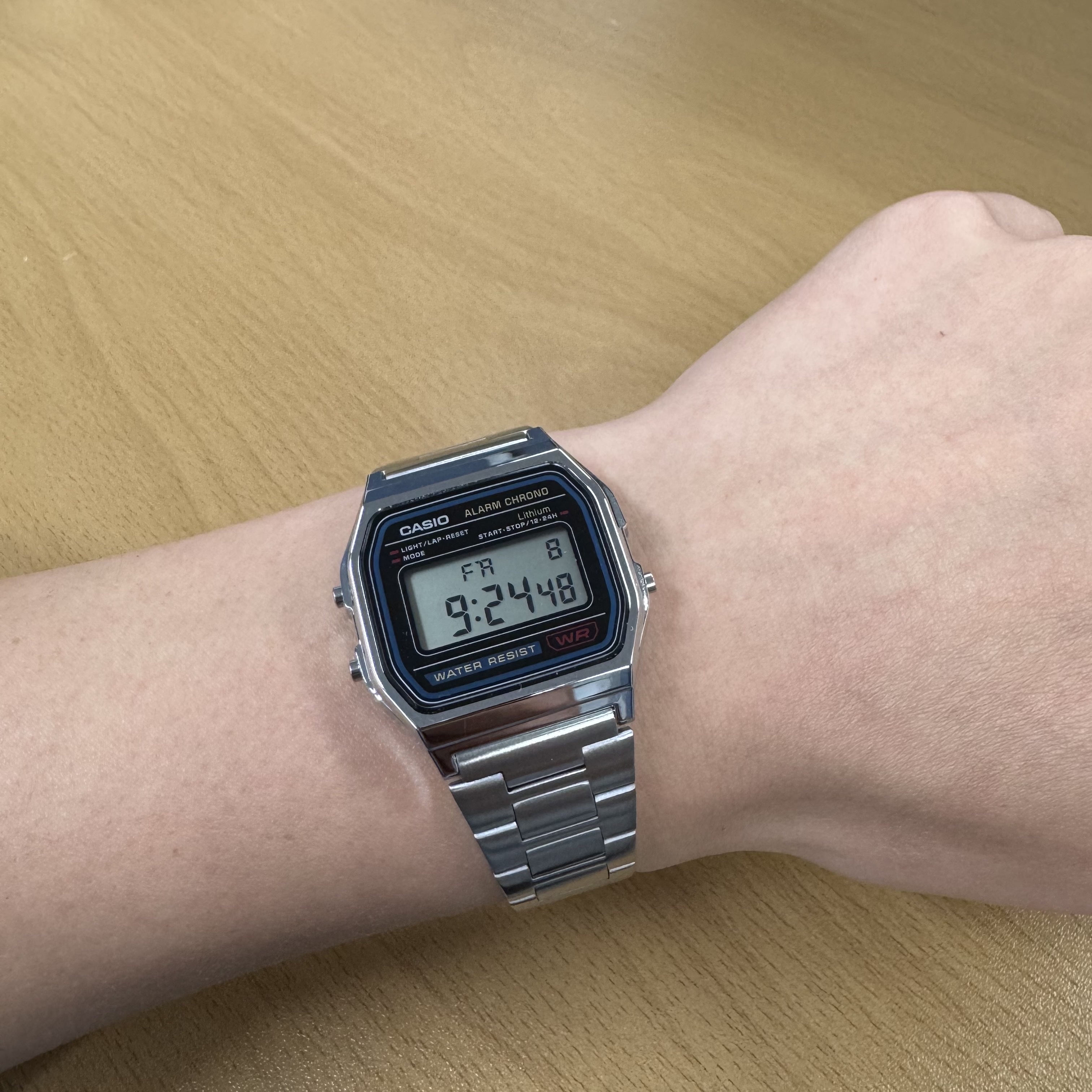 Casio A-158WA-1 착용 스타일