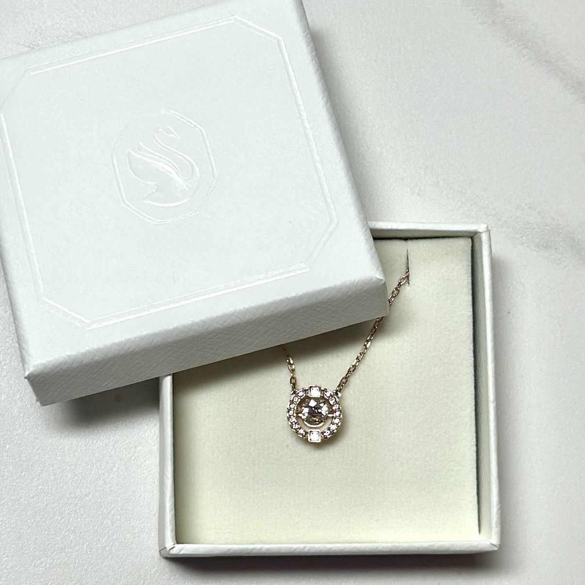 (W) Swarovski Sparkling Dance Necklace White Rose Gold Plated 착용 스타일