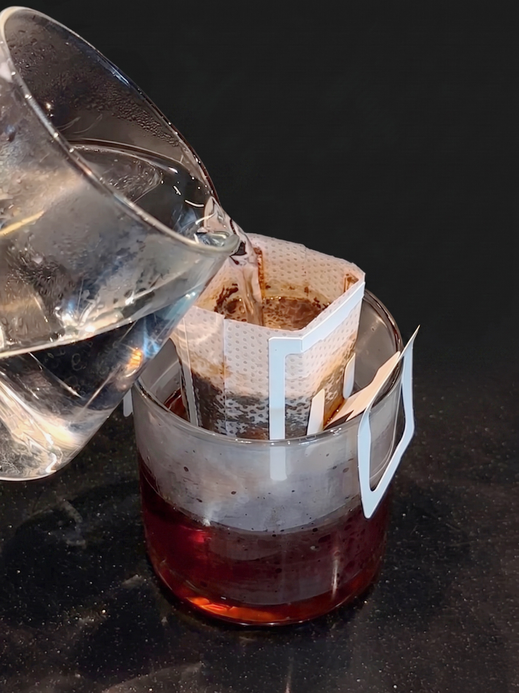 [KREAM 단독] PROJECT RENT Flora De Mare Busan Drip Bag Coffee 10g*7ea 착용 스타일 - 1