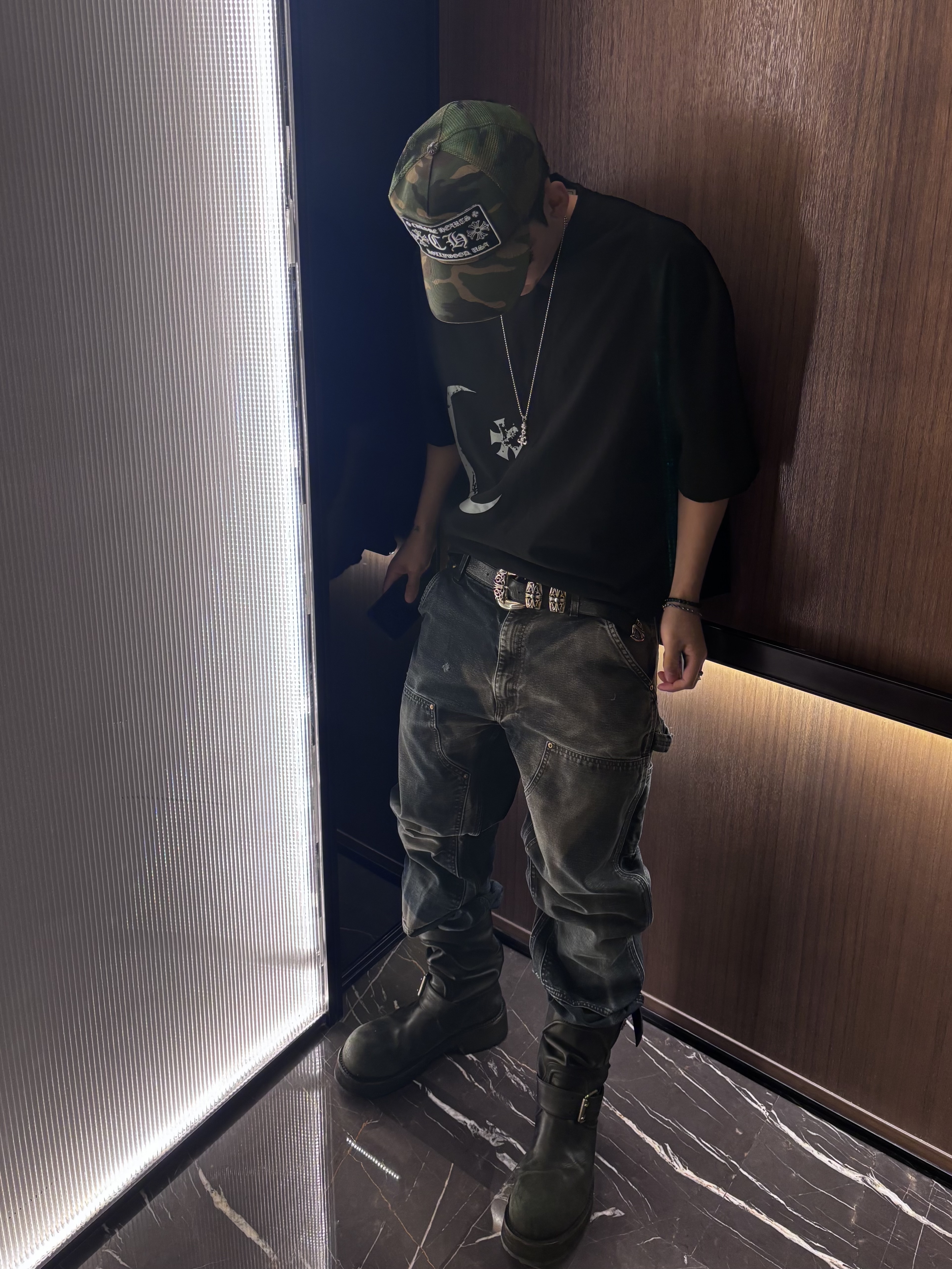 (W) Balenciaga Venom Boot Black, Chrome Hearts CH Trucker Hat Camo 착용 스타일 - 2