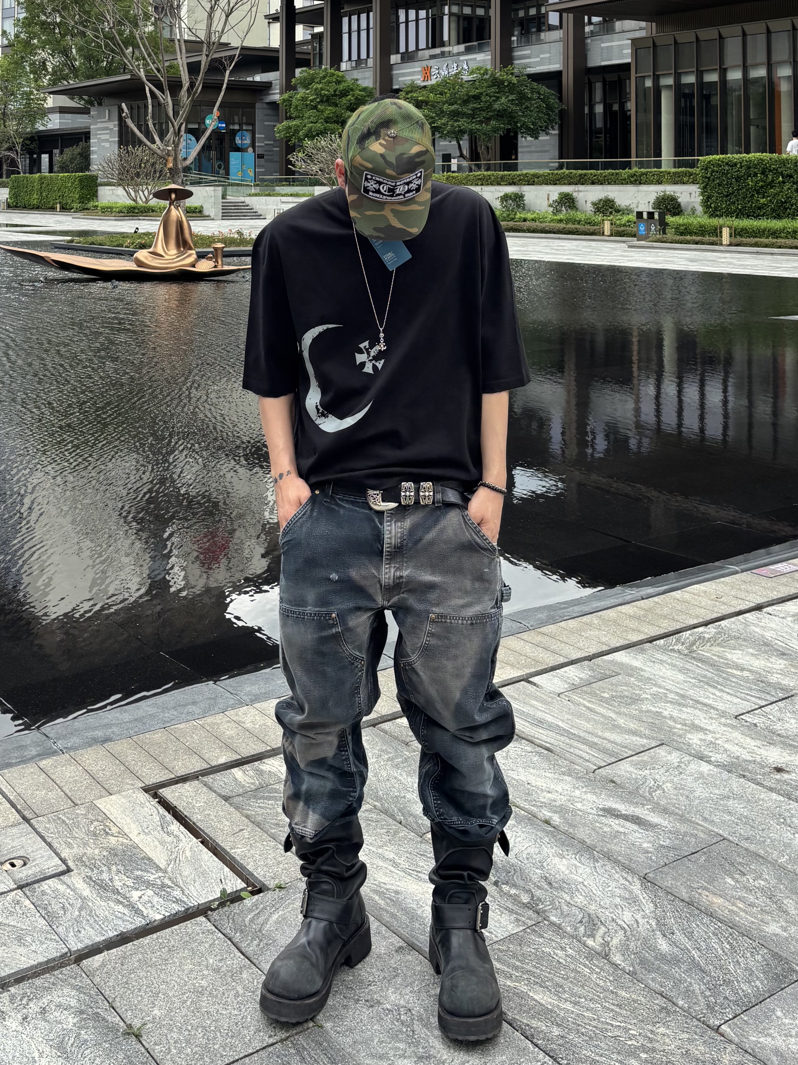 (W) Balenciaga Venom Boot Black, Chrome Hearts CH Trucker Hat Camo 착용 스타일 - 1