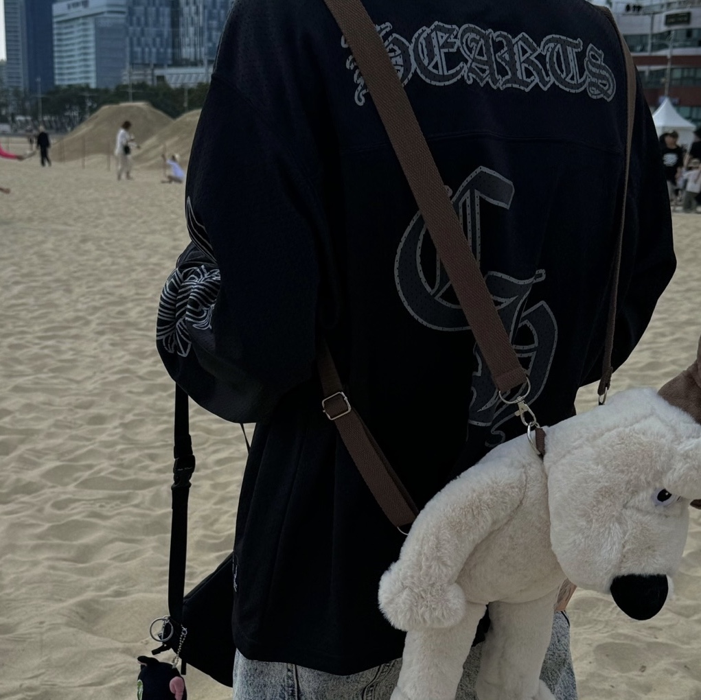 Chrome Hearts Warm Up LS Jersey Black 착용 스타일 - 1