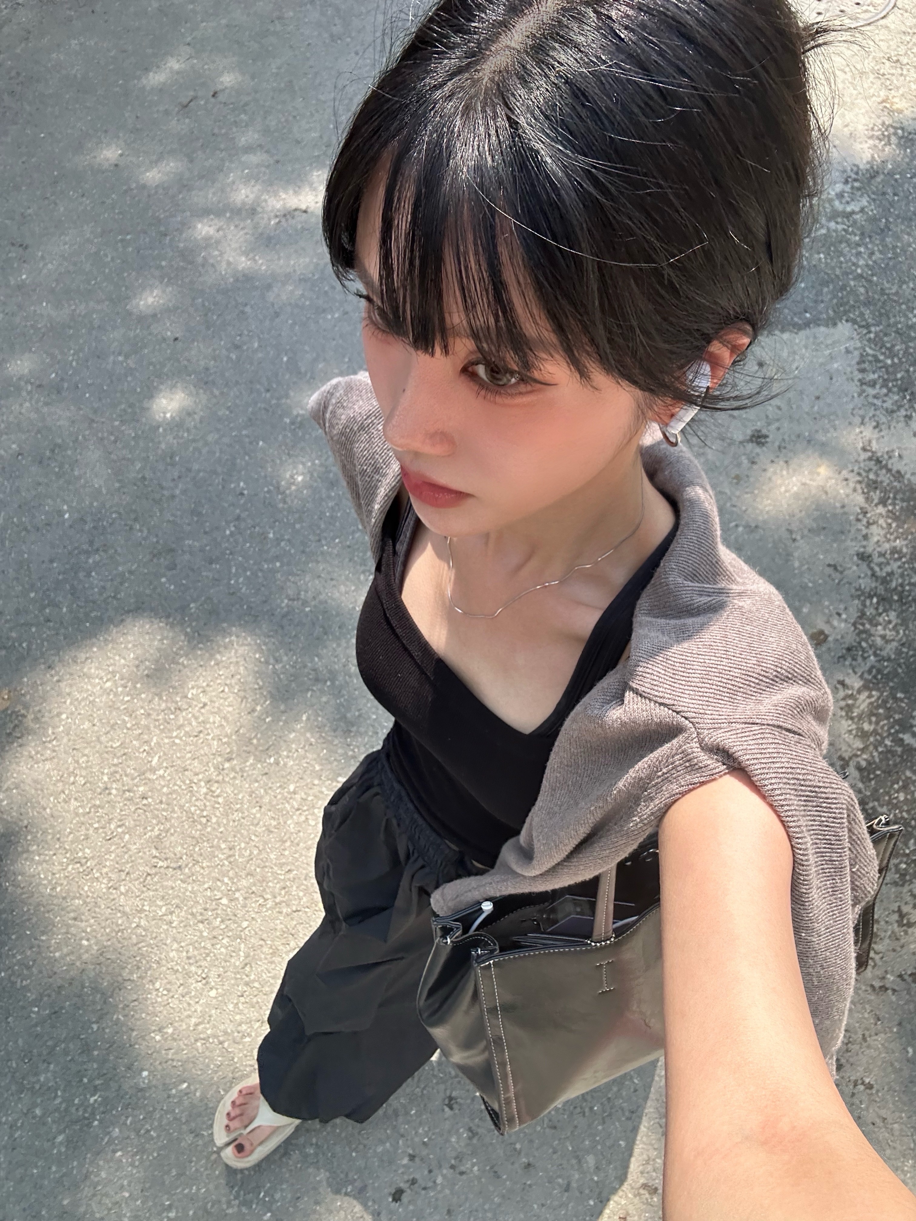 (W) PAES Flipflop 01 Cream, Stand Oil Oblong Bag Stitch Black 착용 스타일 - 1
