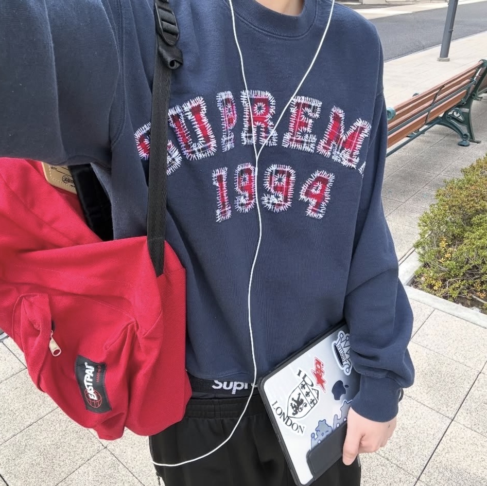 Supreme Plaid Arc Crewneck Black - 26SS, Supreme Plaid Arc Crewneck Heather Grey - 26SS 착용 스타일 - 2