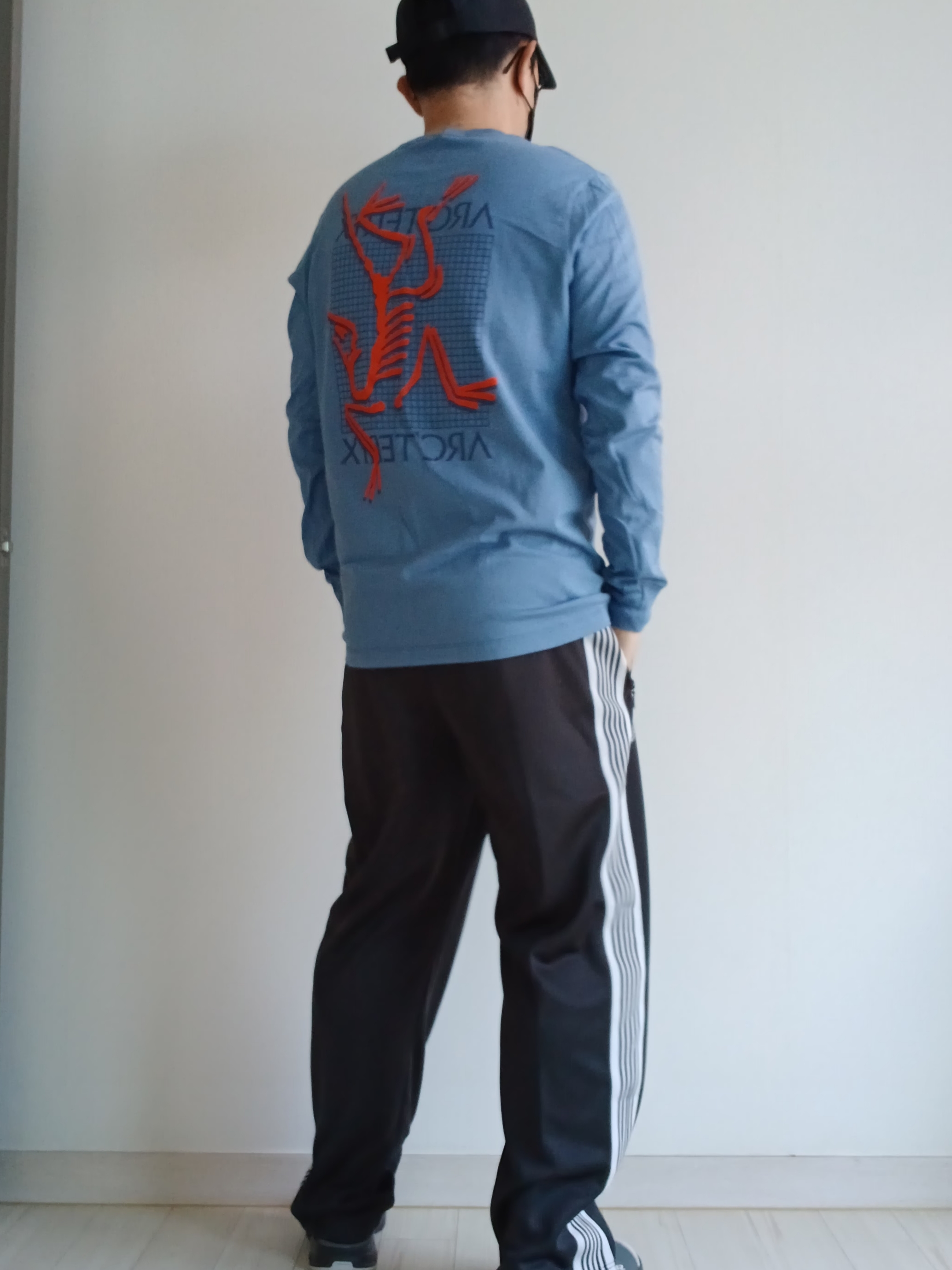Supreme x The North Face Split 6-Panel Black - 24SS, Arc'teryx Arc'Multi Bird Logo LS T-Shirt Stone Wash 착용 스타일 - 6