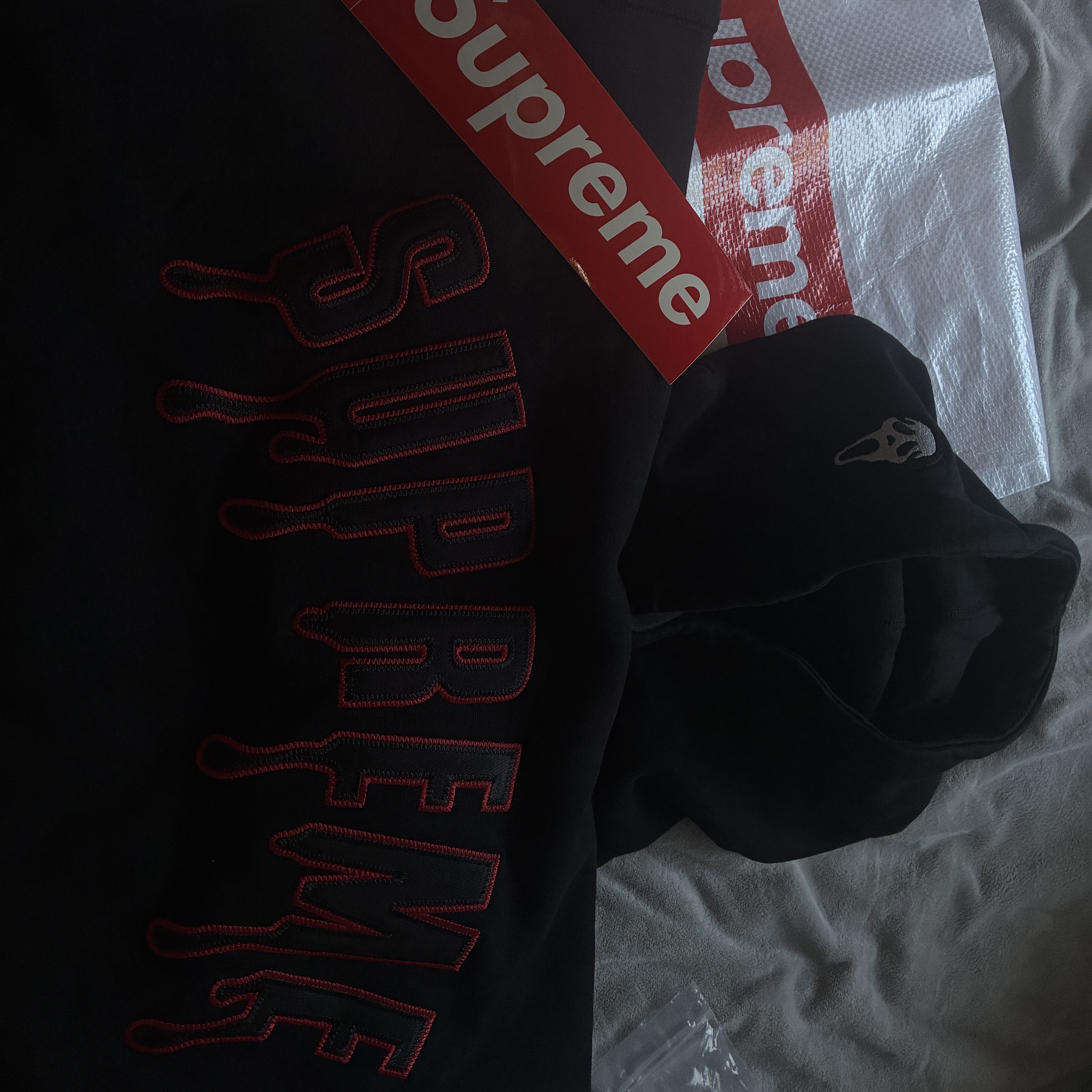Supreme Ghostface Arc Hooded Sweatshirt Black - 26SS 착용 스타일
