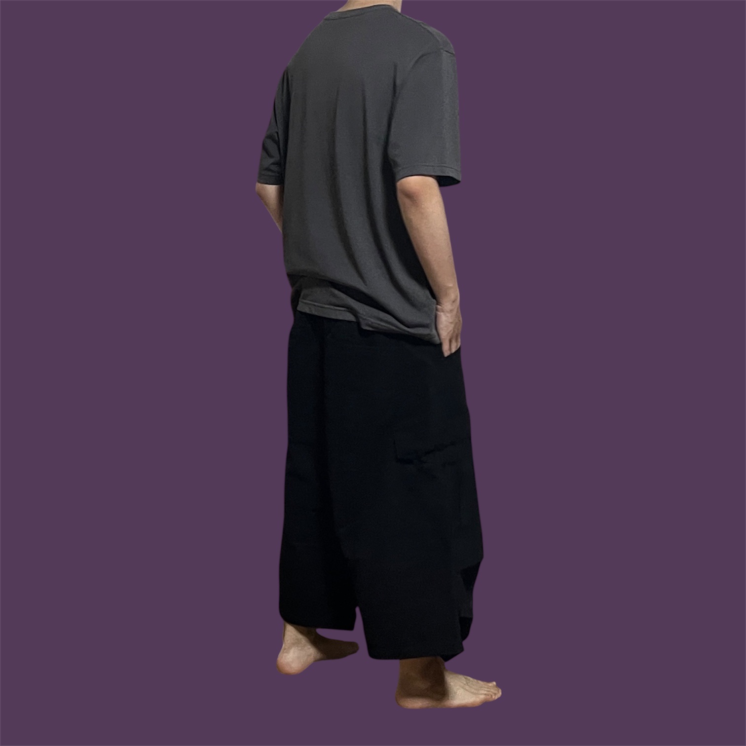 Nonnod Side Cargo Shorts Vintage Black 착용 스타일