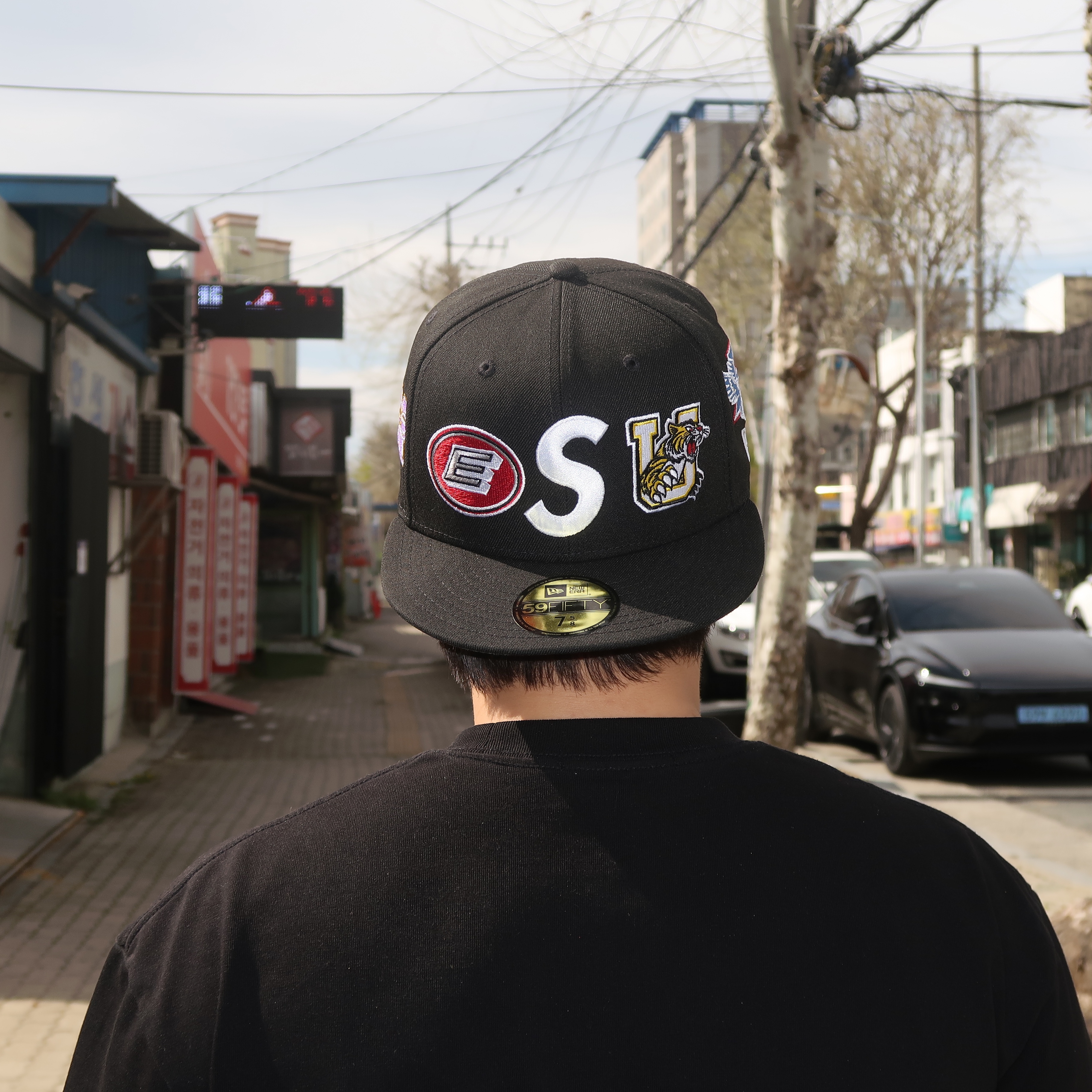 Supreme Mascots S Logo New Era Black - 26SS 착용 스타일 - 2