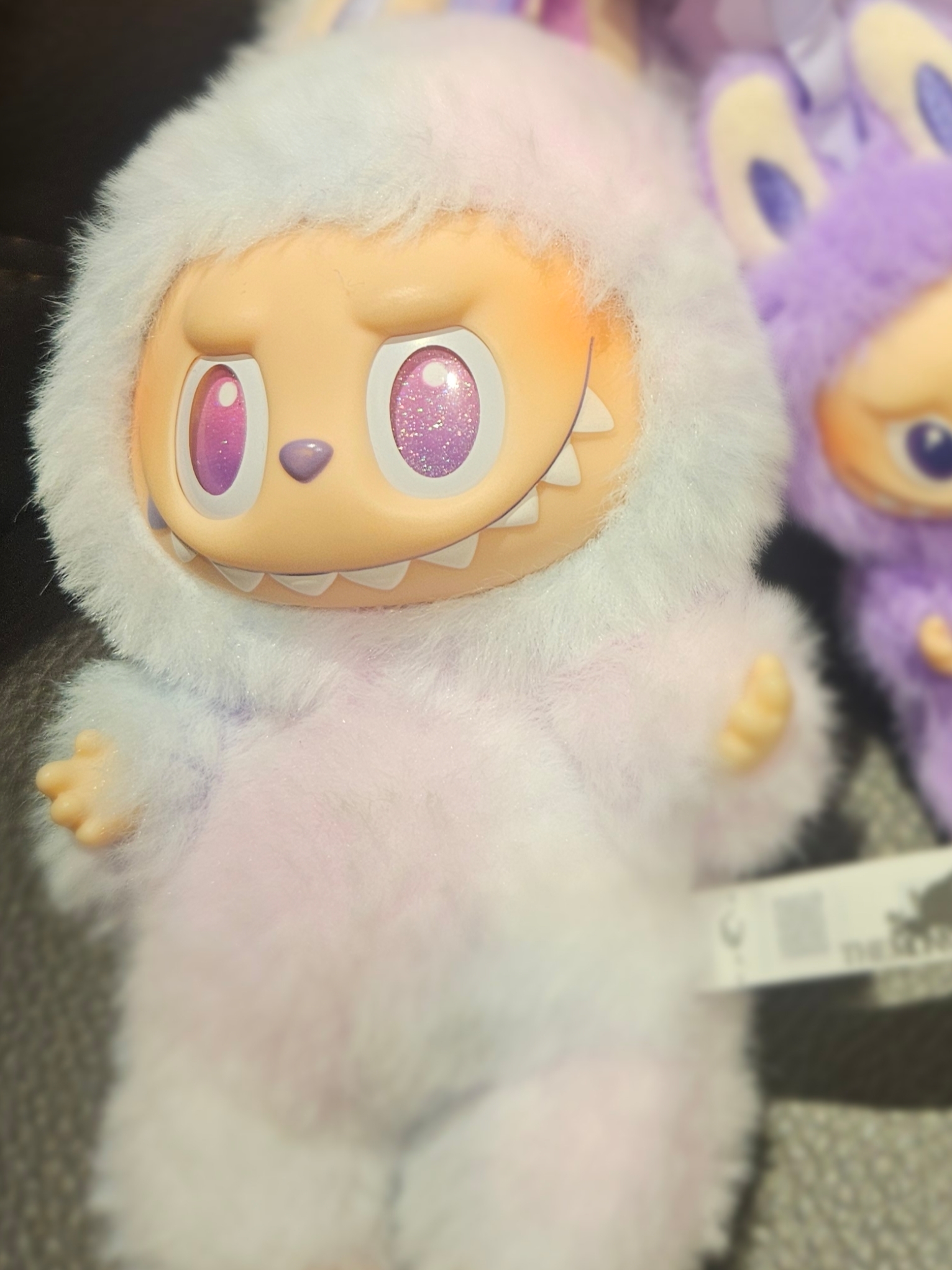 COS Quilted Micro Bag Purple, Pop Mart Labubu The Monsters Highlight Series Luck Keyring (Opened Case) 착용 스타일 - 3