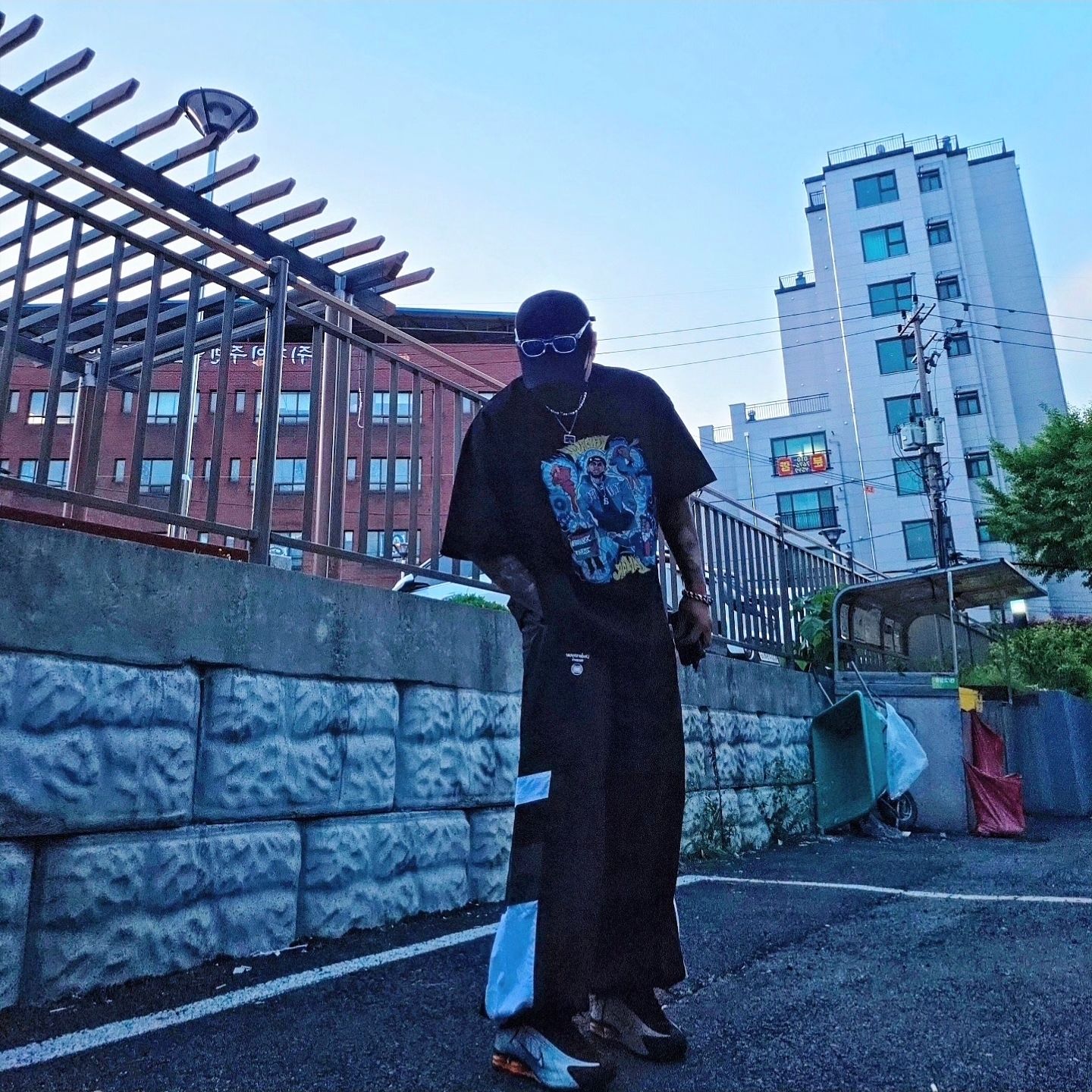 Undermycar MU.134 Combi Color Block Track Pants Black, Nike Shox R4 Black Vast Grey 착용 스타일