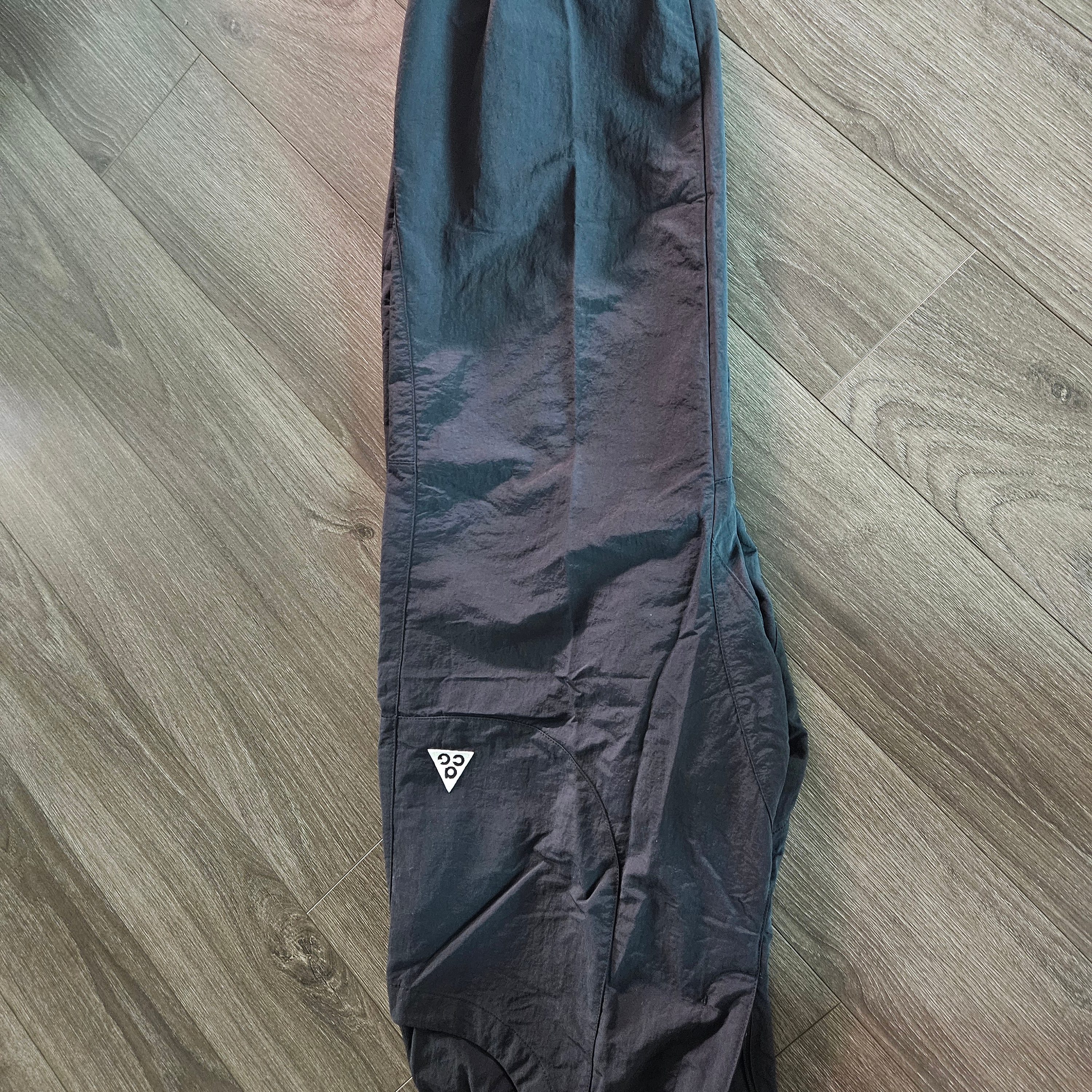 Nike ACG Dolomiti Pants Black Summit White - Asia 착용 스타일
