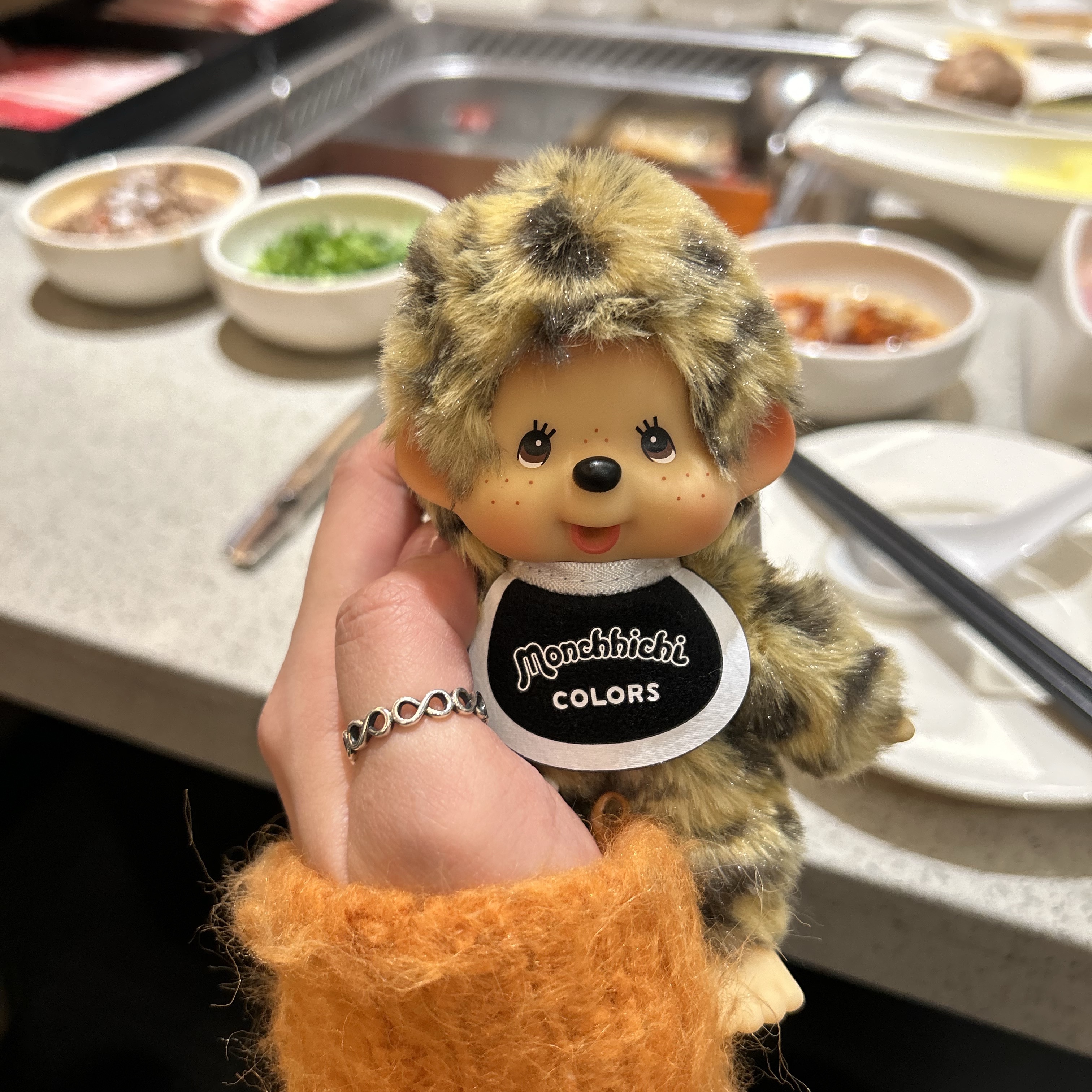 Miffy Seoul Denim Edition Miffy Keyring, Monchhichi Colors Keychain Leopard Print 착용 스타일 - 4