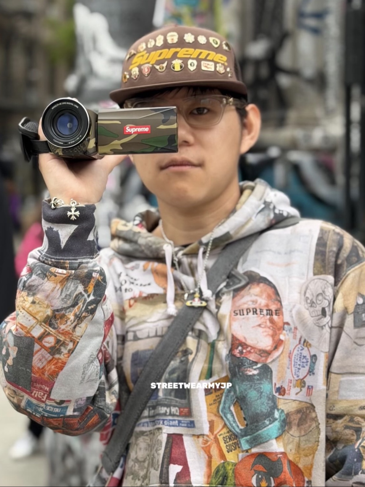 Supreme x FIJI Soccer Jersey Multicolor - 26SS, Supreme x MM6 Maison Margiela Split Varsity Jacket Multicolor - 24SS 착용 스타일 - 3