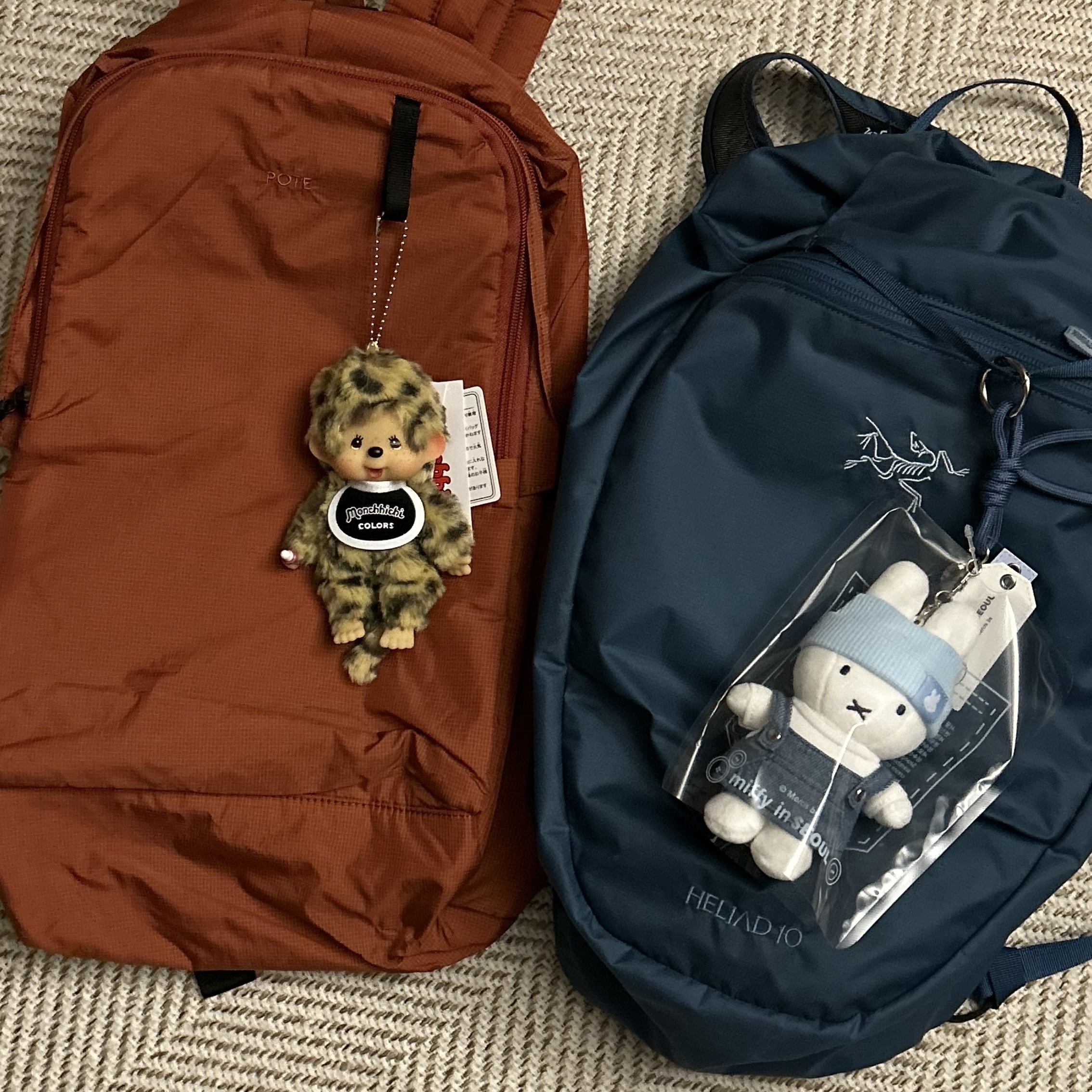 Miffy Seoul Denim Edition Miffy Keyring, Monchhichi Colors Keychain Leopard Print 착용 스타일 - 7