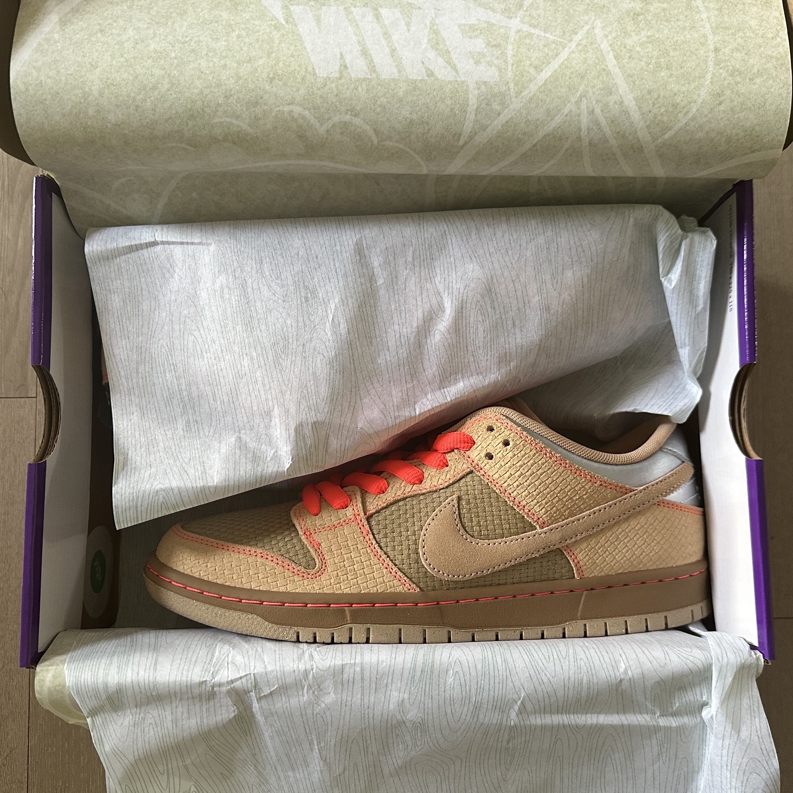 Nike SB Dunk Low Songkran Canvas and Parachute Beige 착용 스타일 - 5