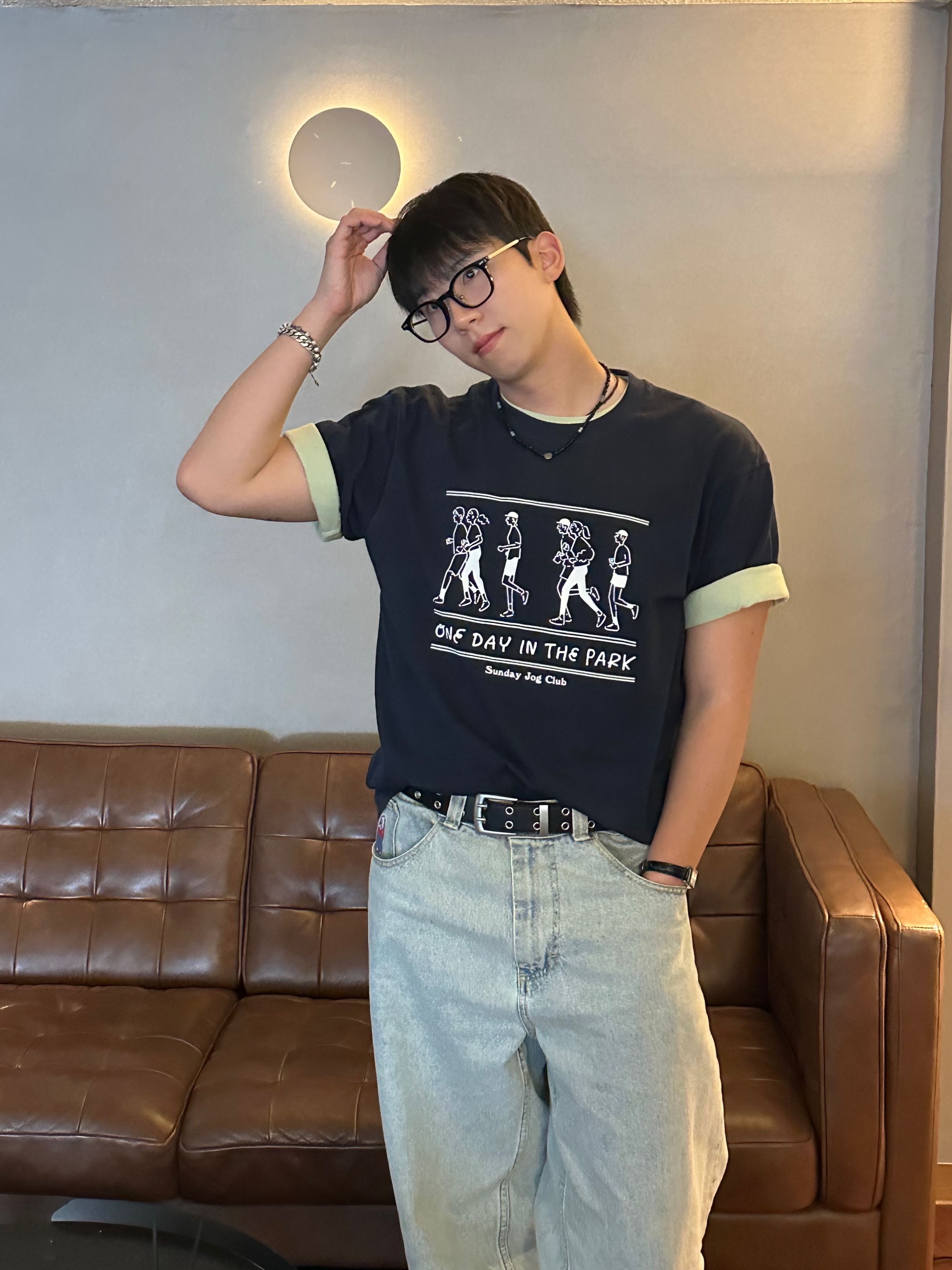 Casio LTP-V007L-7B1, Polar Skate Co. Big Boy Og Logo Pants Light Blue 착용 스타일 - 1