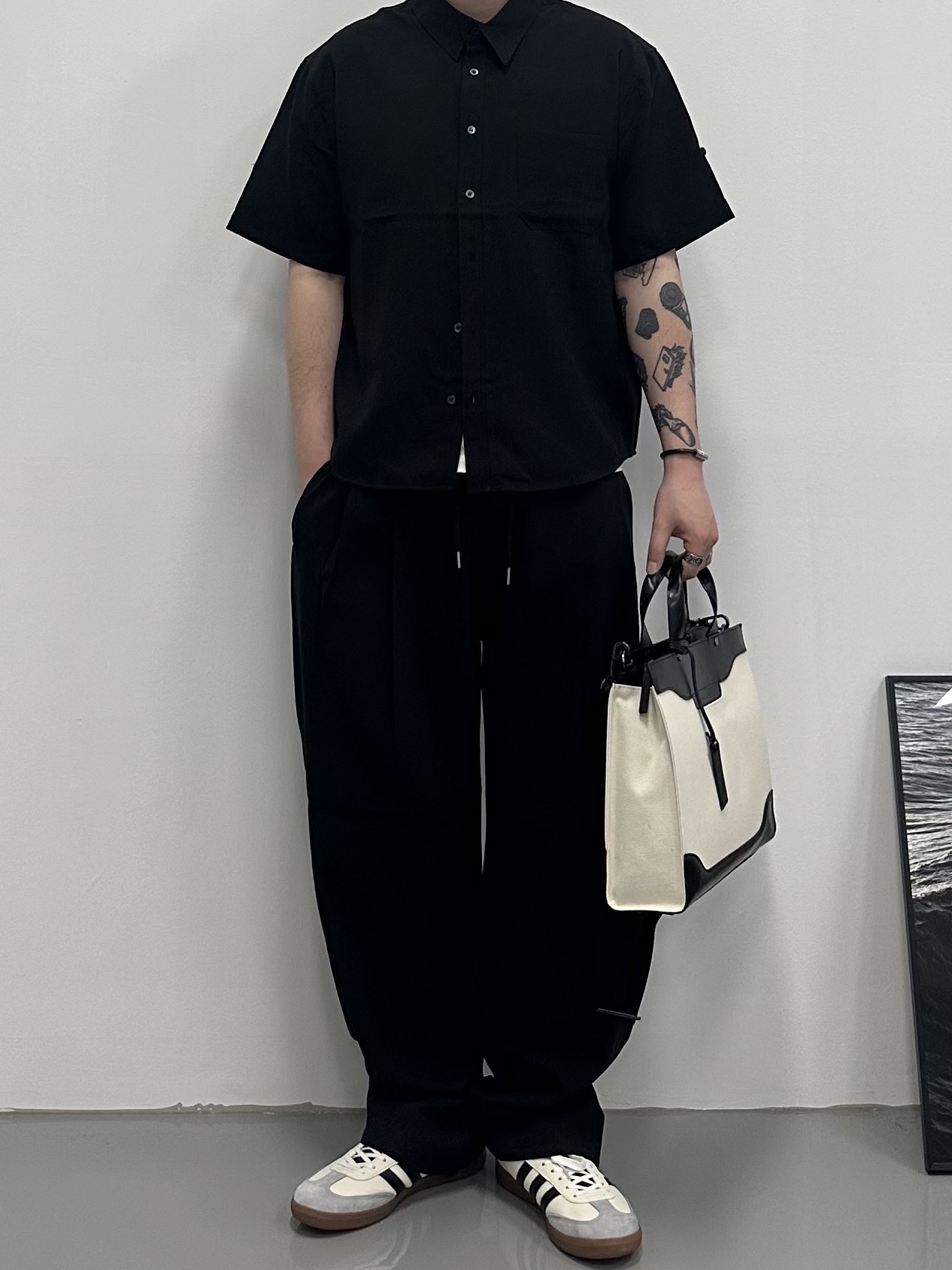 Adidas x JJJJound Samba OG Off White Core Black 착용 스타일 - 2