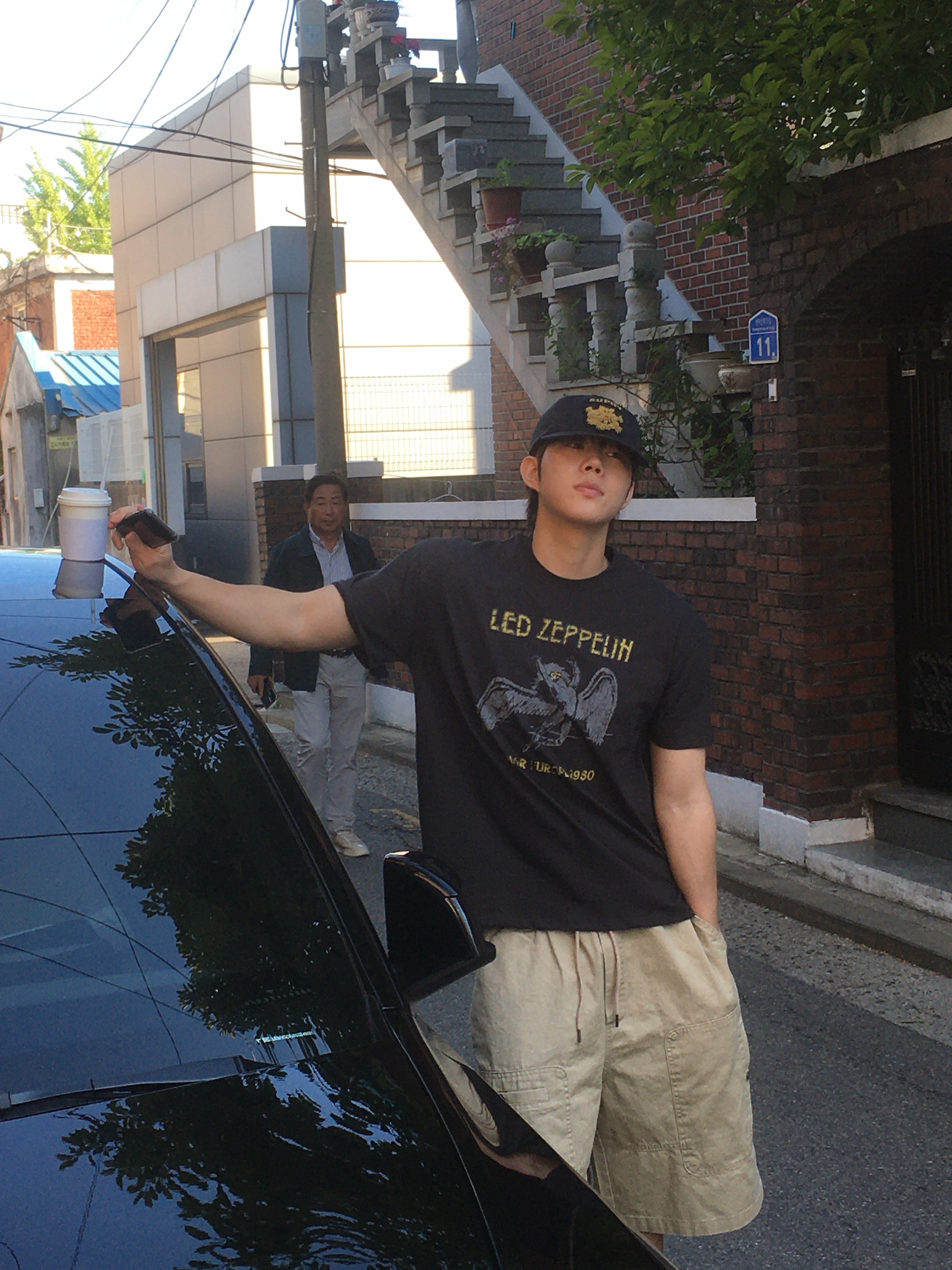 Supreme Bullion Dragon 6-Panel Black - 25SS, Dr. Martens 1461 Smooth Black 착용 스타일 - 1