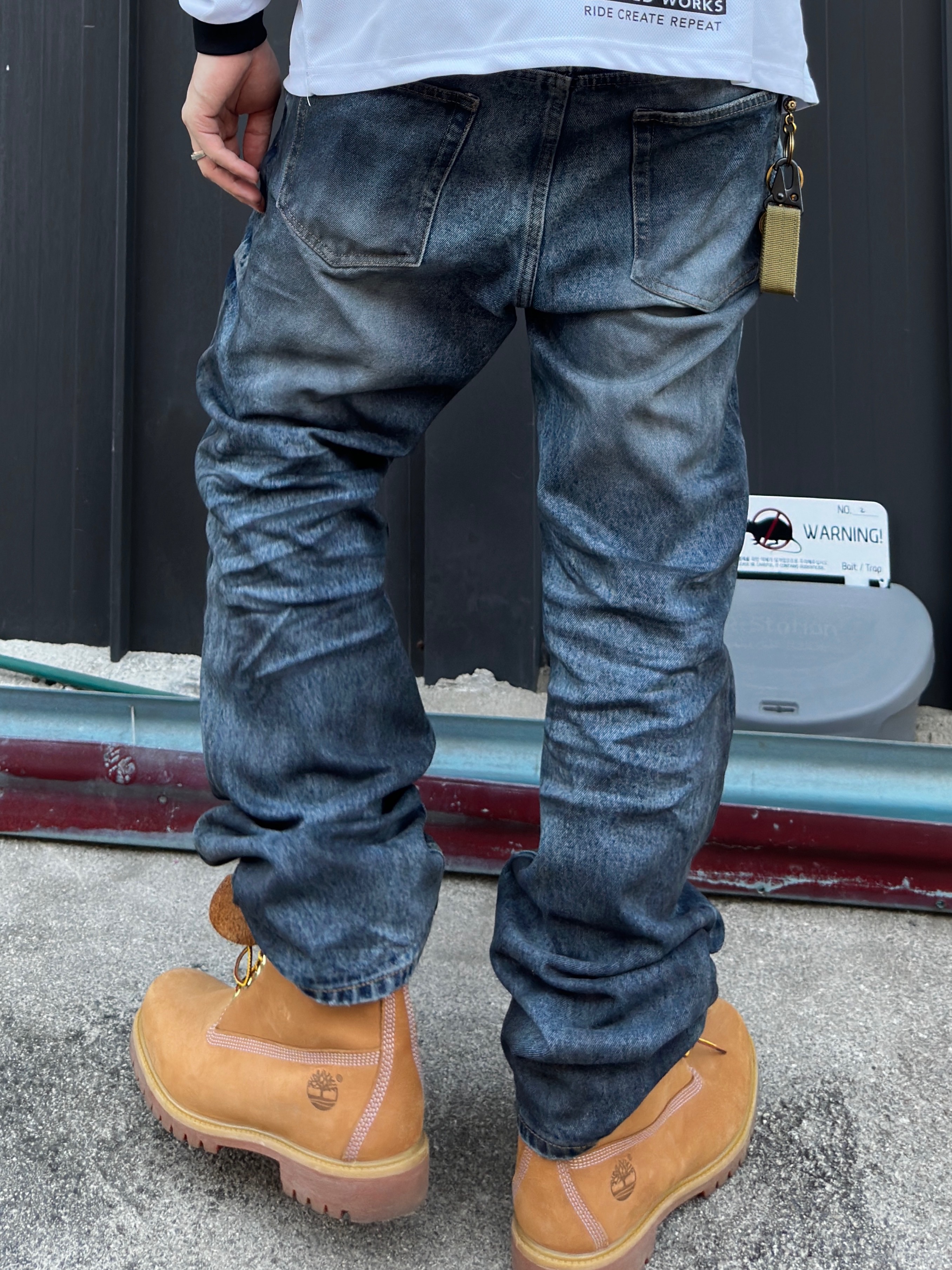 Cornerbless Regular Sagging Dirty Denim Pants Dark Blue, Timberland Premium 6 inch Waterproof Boot Wheat Nubuck - Wide 착용 스타일 - 4