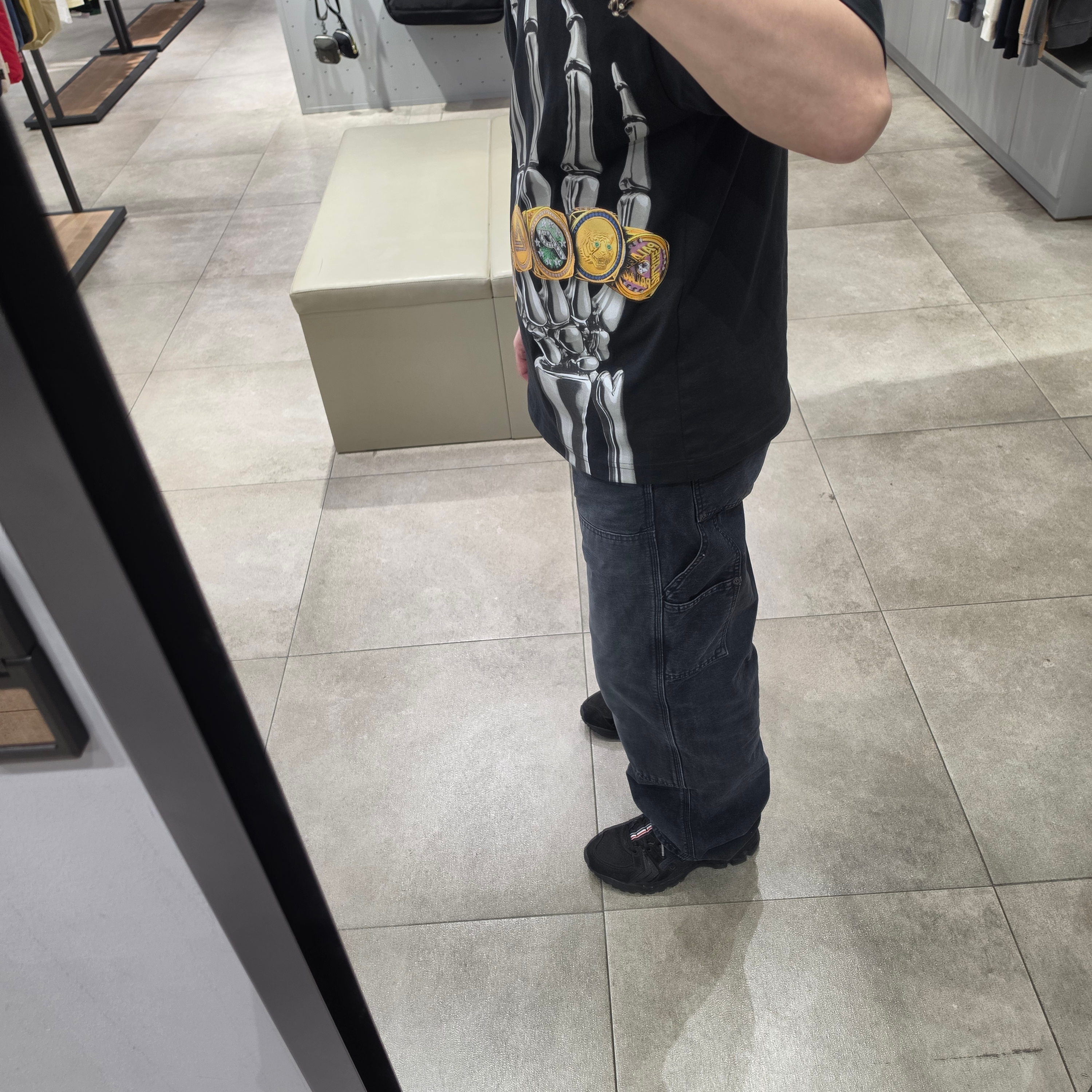 Palace Mechanical Champion T-Shirt Black - 26SS, Supreme Worn Double Knee Painter Pant Black - 26SS 착용 스타일 - 1