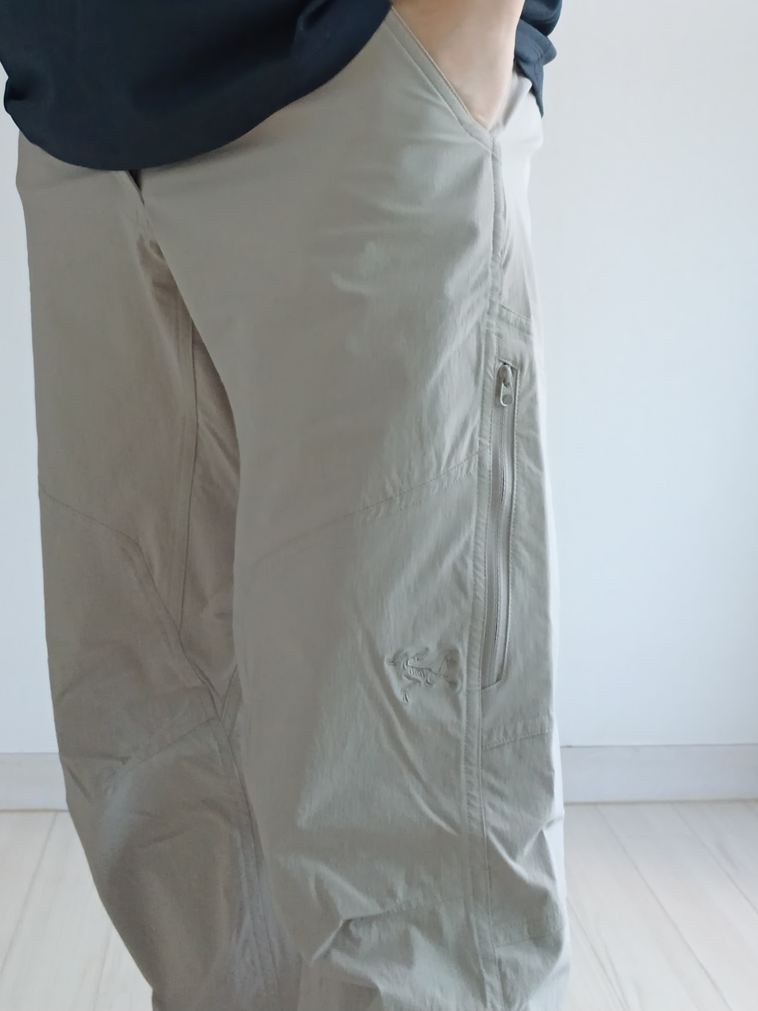Arc'teryx Cronin Pants Rune, Arc'teryx Envoy Grand Wall SS T-Shirt Orion 착용 스타일 - 2
