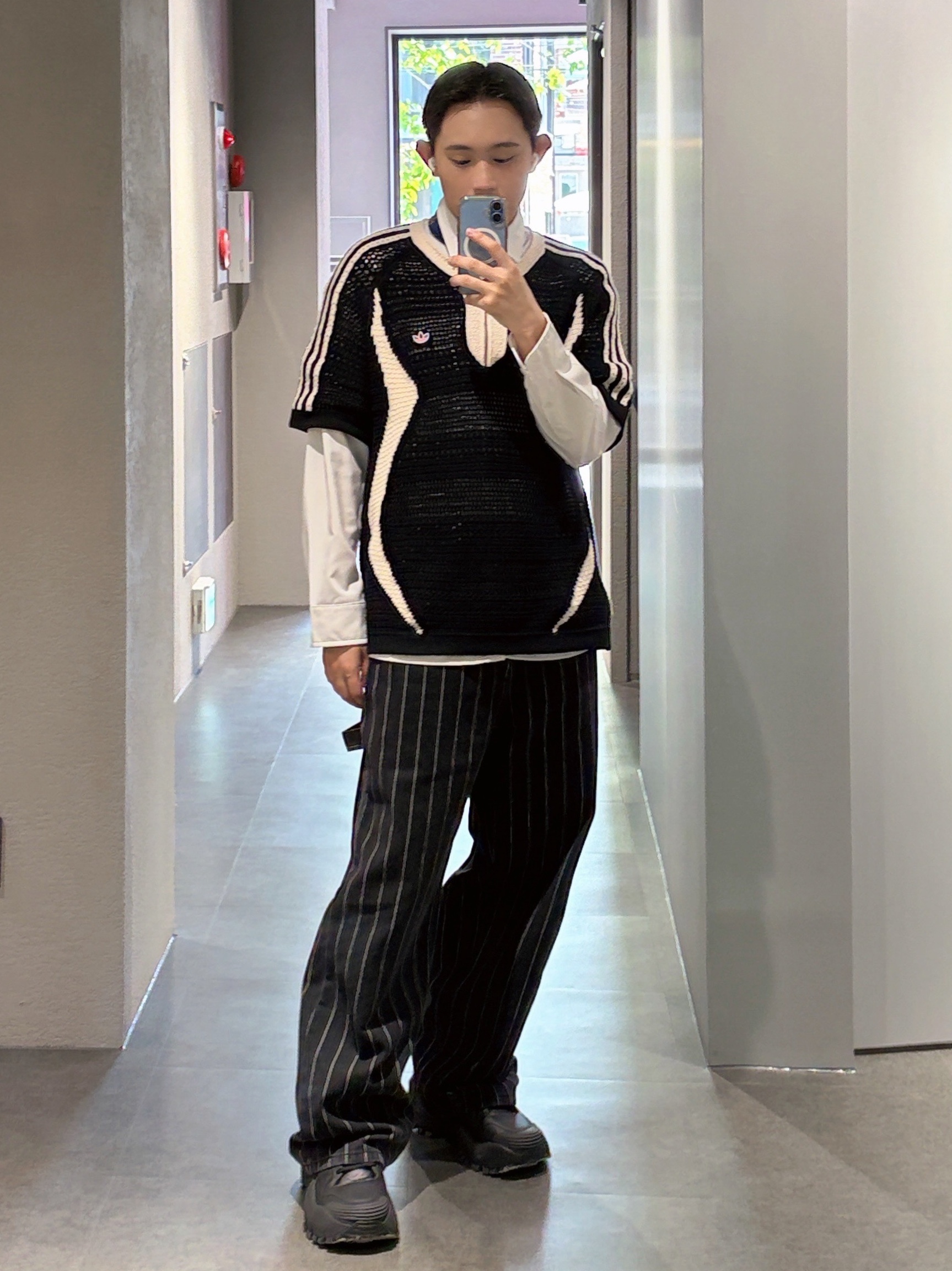 Adidas x Edison Chen Clot Knit Jersey Black Wonder White - KR Sizing, Adidas x Edison Chen Clot Bandana Tech Indigo Cardboard 착용 스타일 - 1
