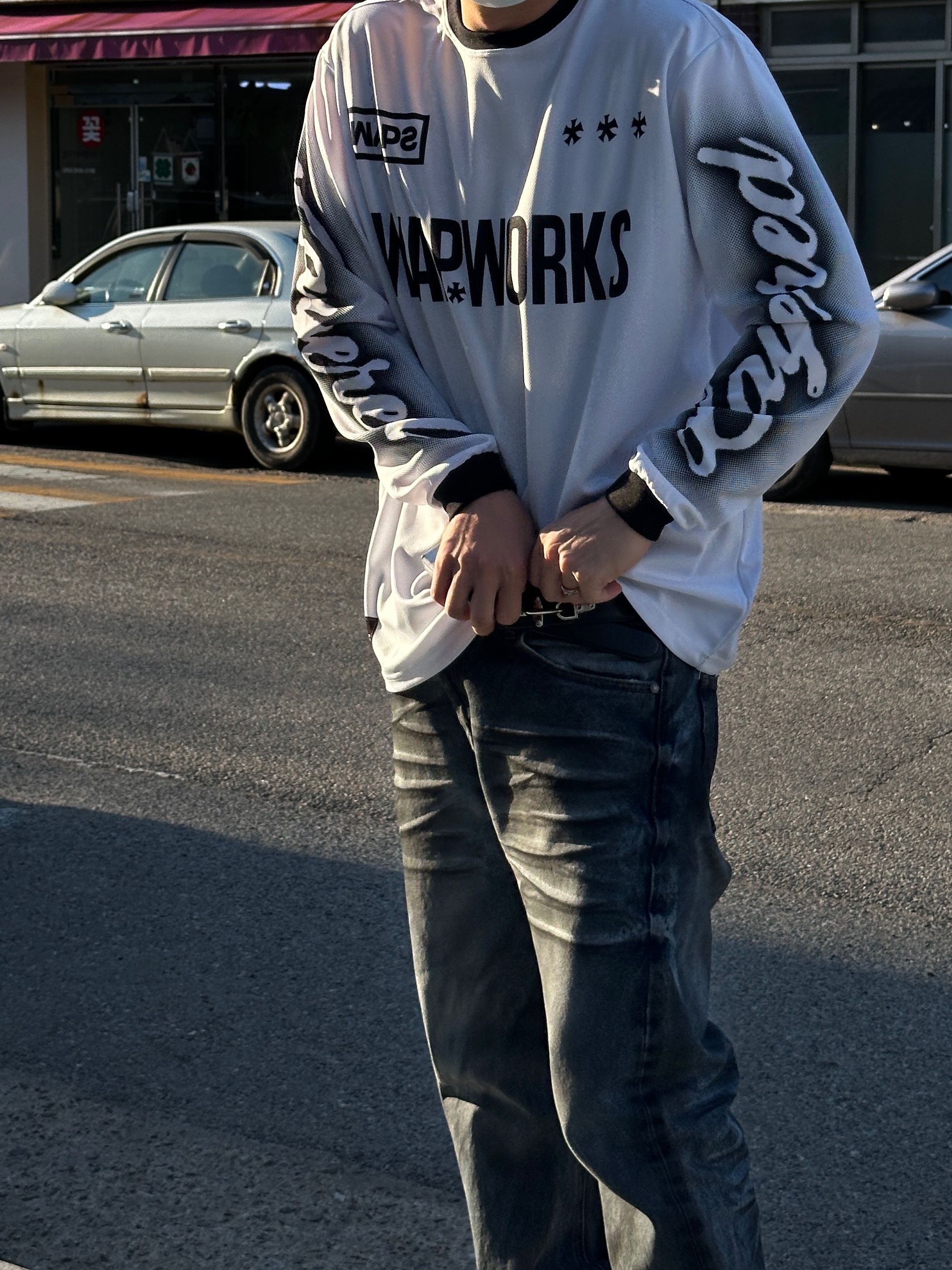 Cornerbless Regular Sagging Dirty Denim Pants Dark Blue, Timberland Premium 6 inch Waterproof Boot Wheat Nubuck - Wide 착용 스타일 - 3