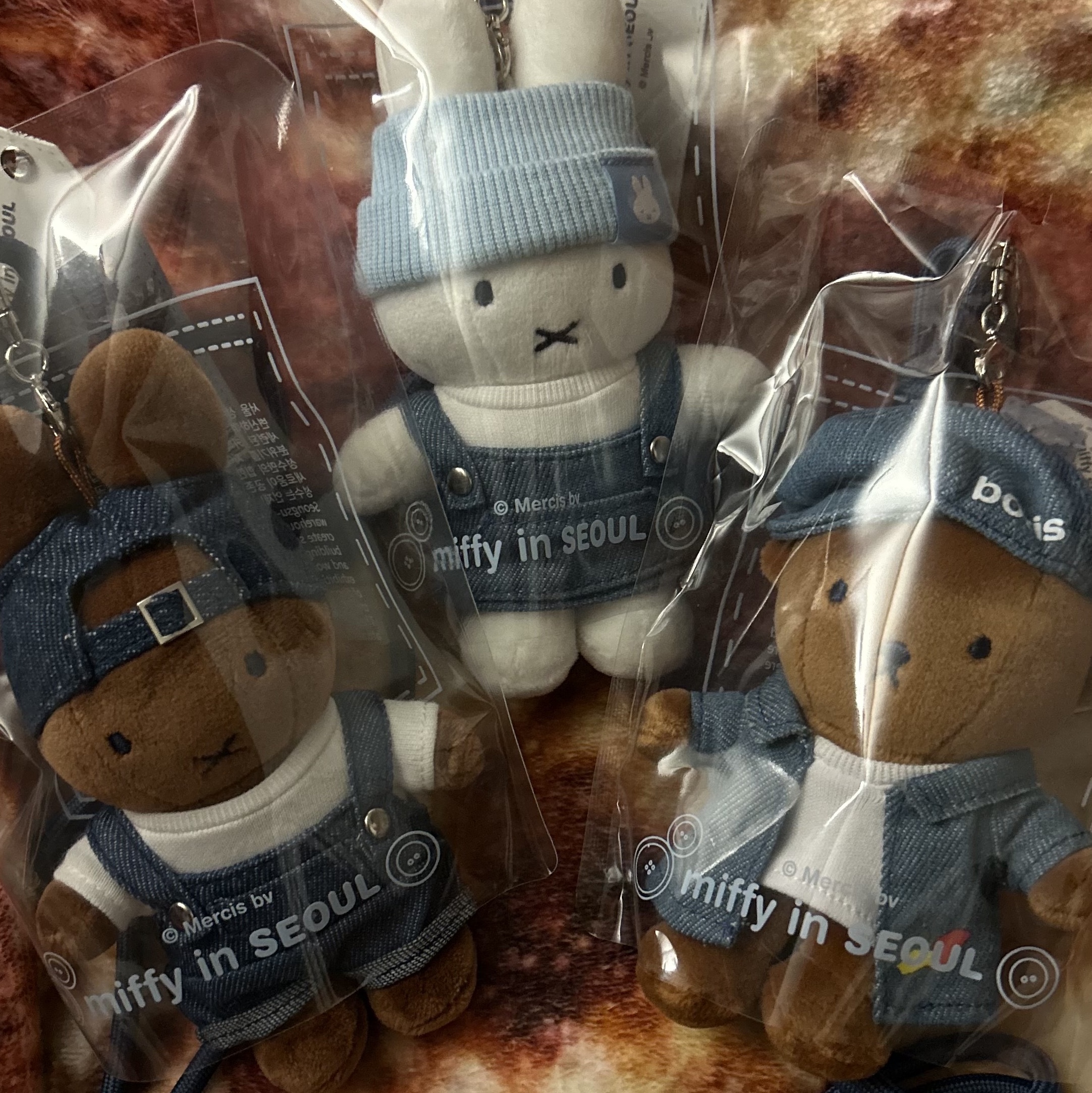Miffy Seoul Denim Edition Poppy Keyring, Miffy Seoul Denim Edition Miffy Keyring 착용 스타일 - 1