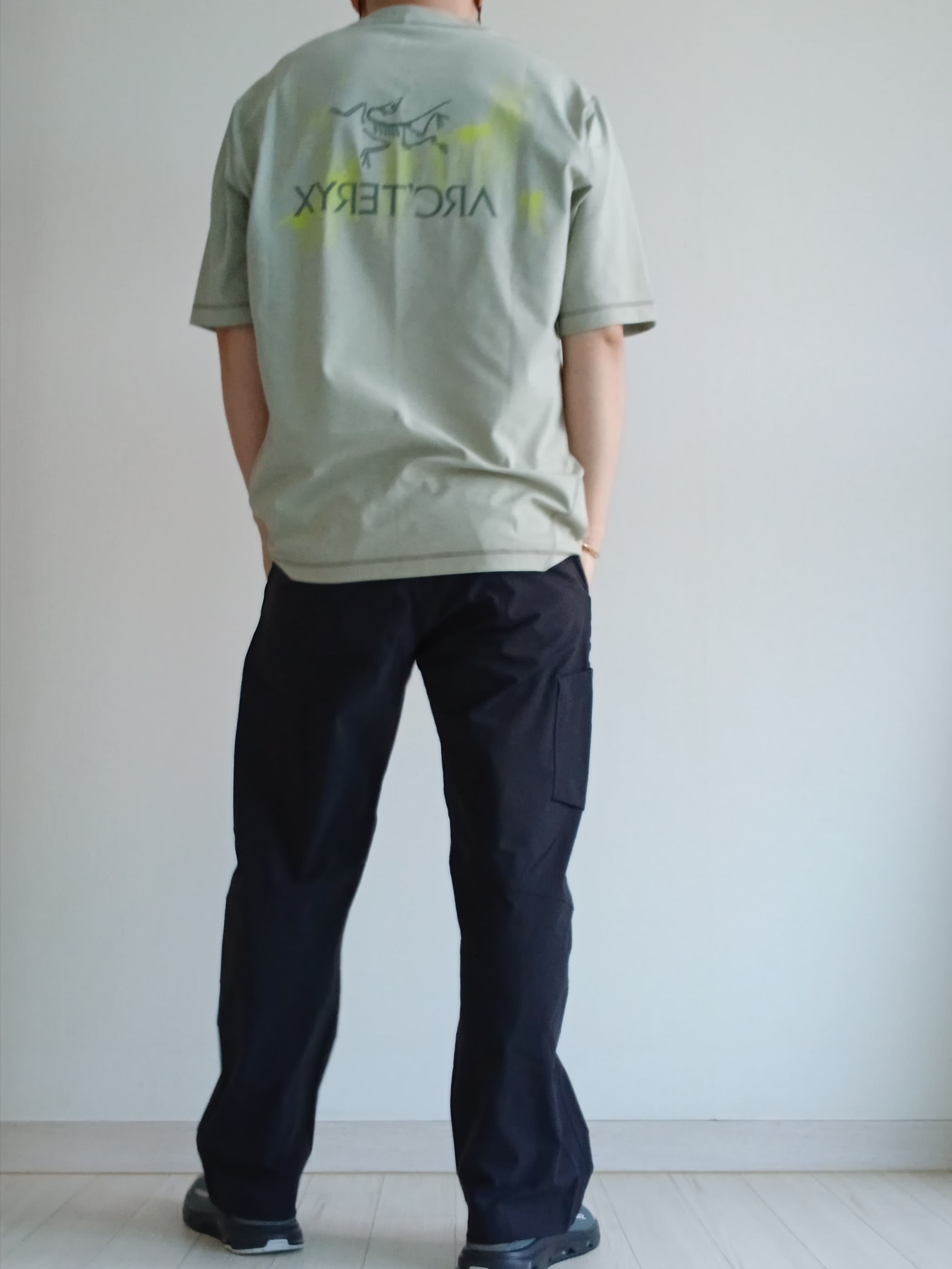 Arc'teryx Envoy Grand Wall SS T-Shirt Habitat, Arc'teryx Cronin Pants Black 착용 스타일 - 9