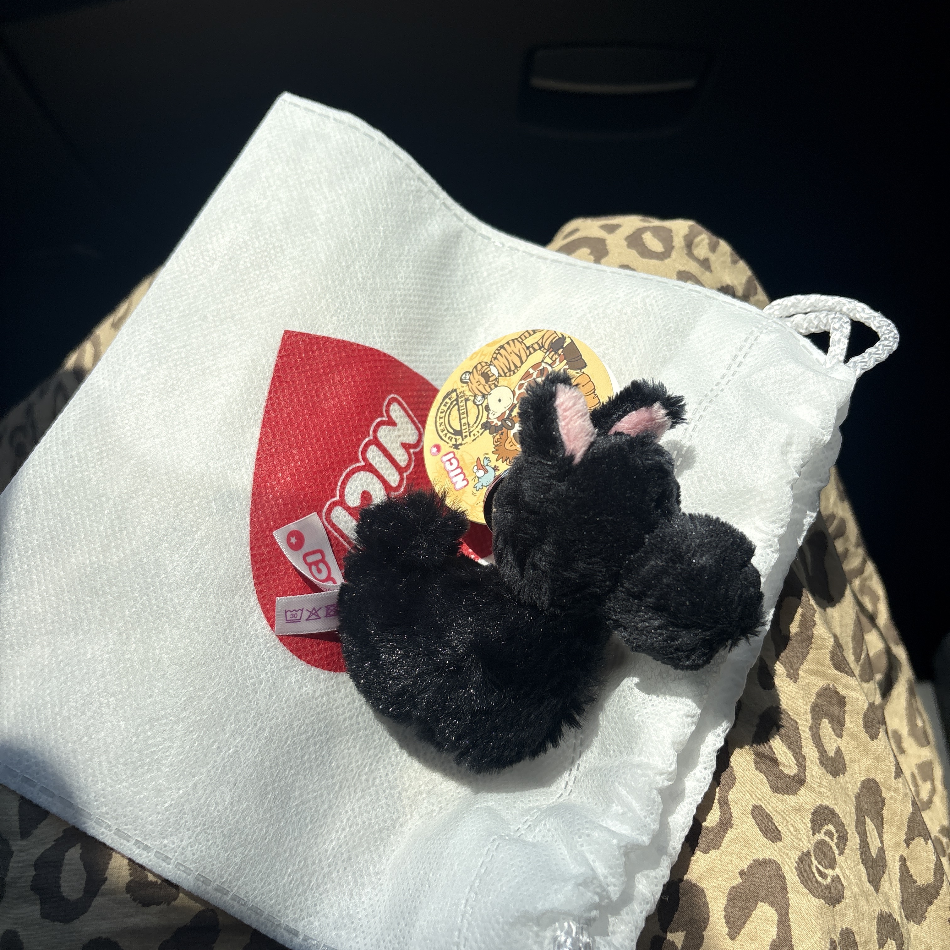 [KREAM 단독] NICI 10cm Scotish Terrier BB 착용 스타일