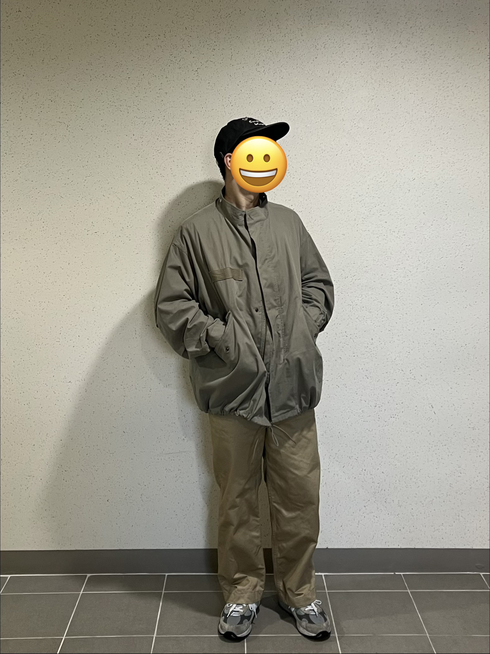 Freak's Store M-65 Short Liner Faded Olive, New Balance 992 Made in USA Grey - D Standard 착용 스타일 - 3