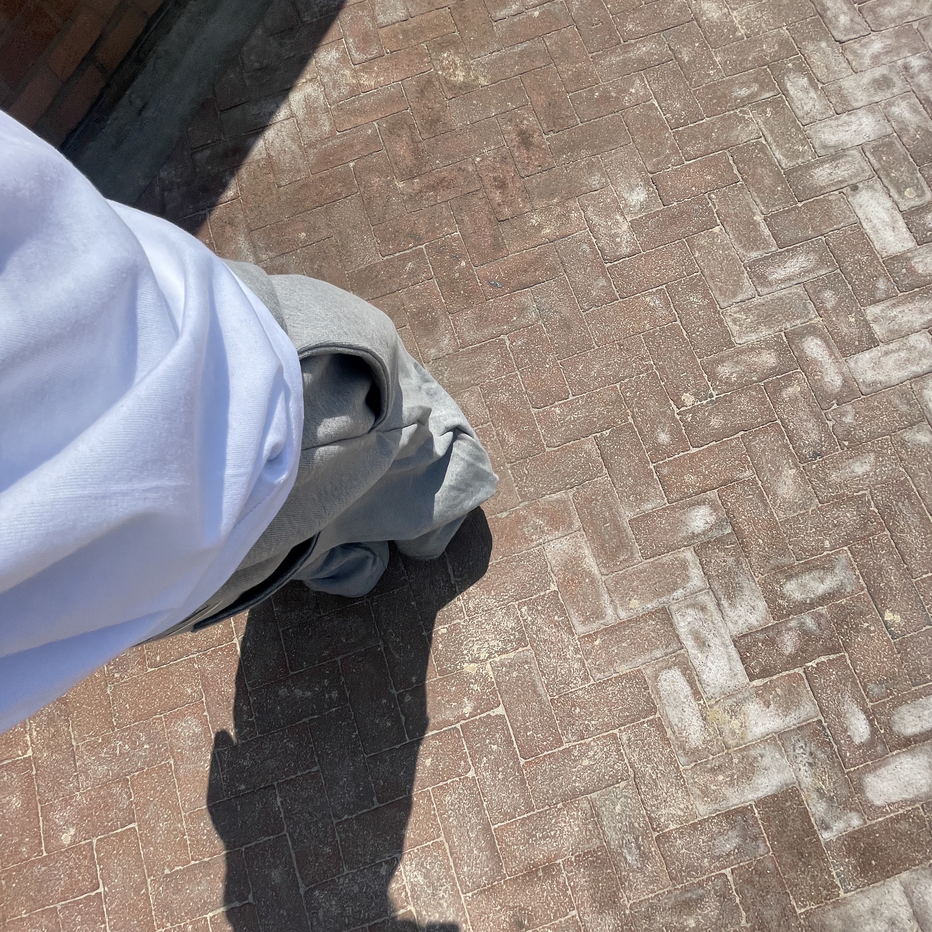 (W) Nike Shox R4 White Metallic Silver 착용 스타일