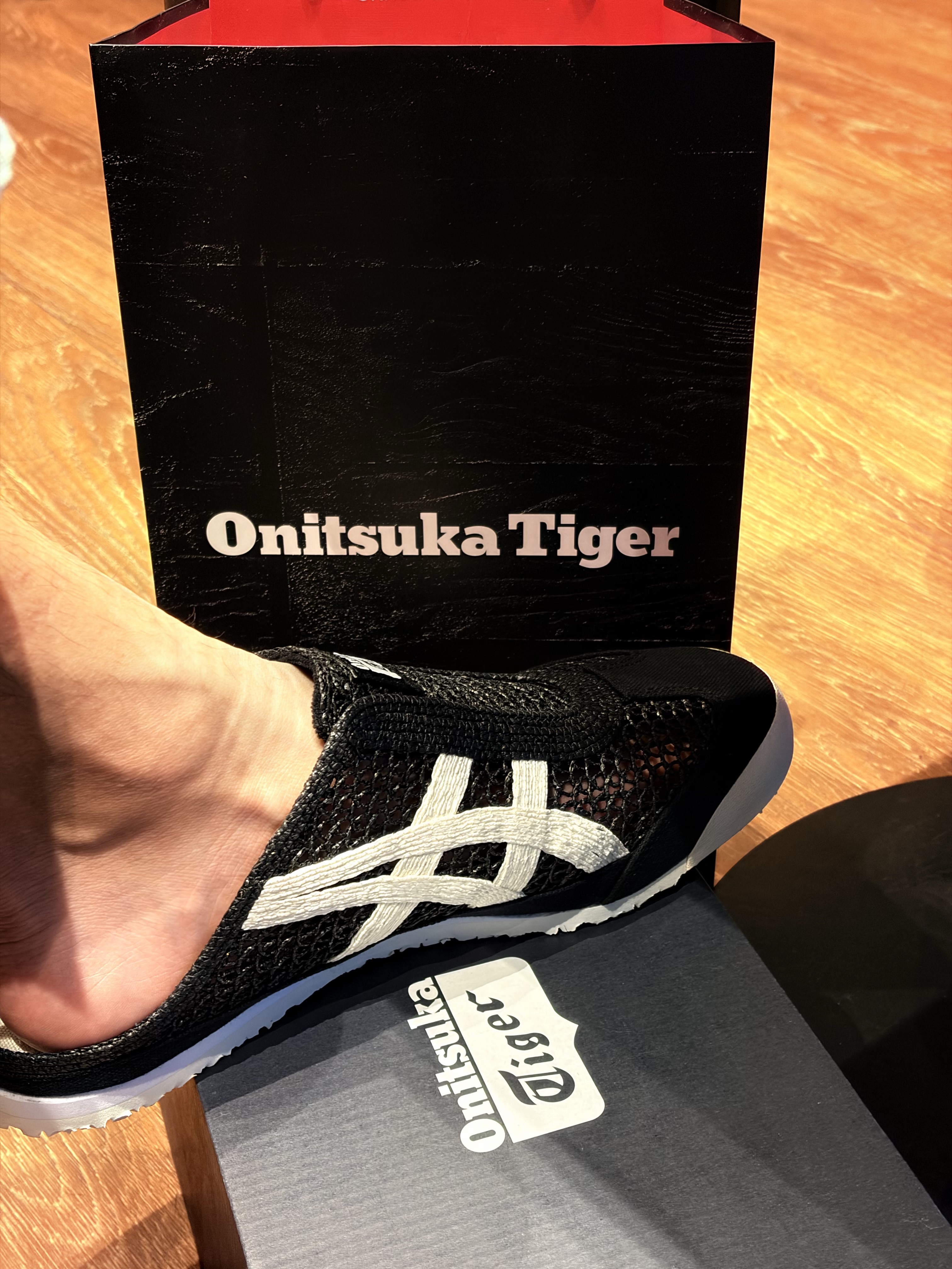 Onitsuka Tiger Mexico 66 Sabot Black Cream 착용 스타일