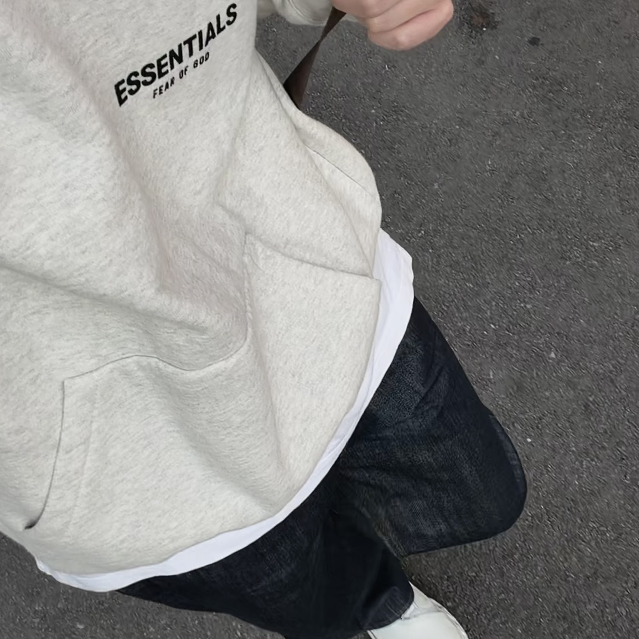 Essentials The Core Collection Hoodie Light Oatmeal, On Running x Post Archive Faction (Paf) Cloudmonster 2 Vapor Frost 착용 스타일