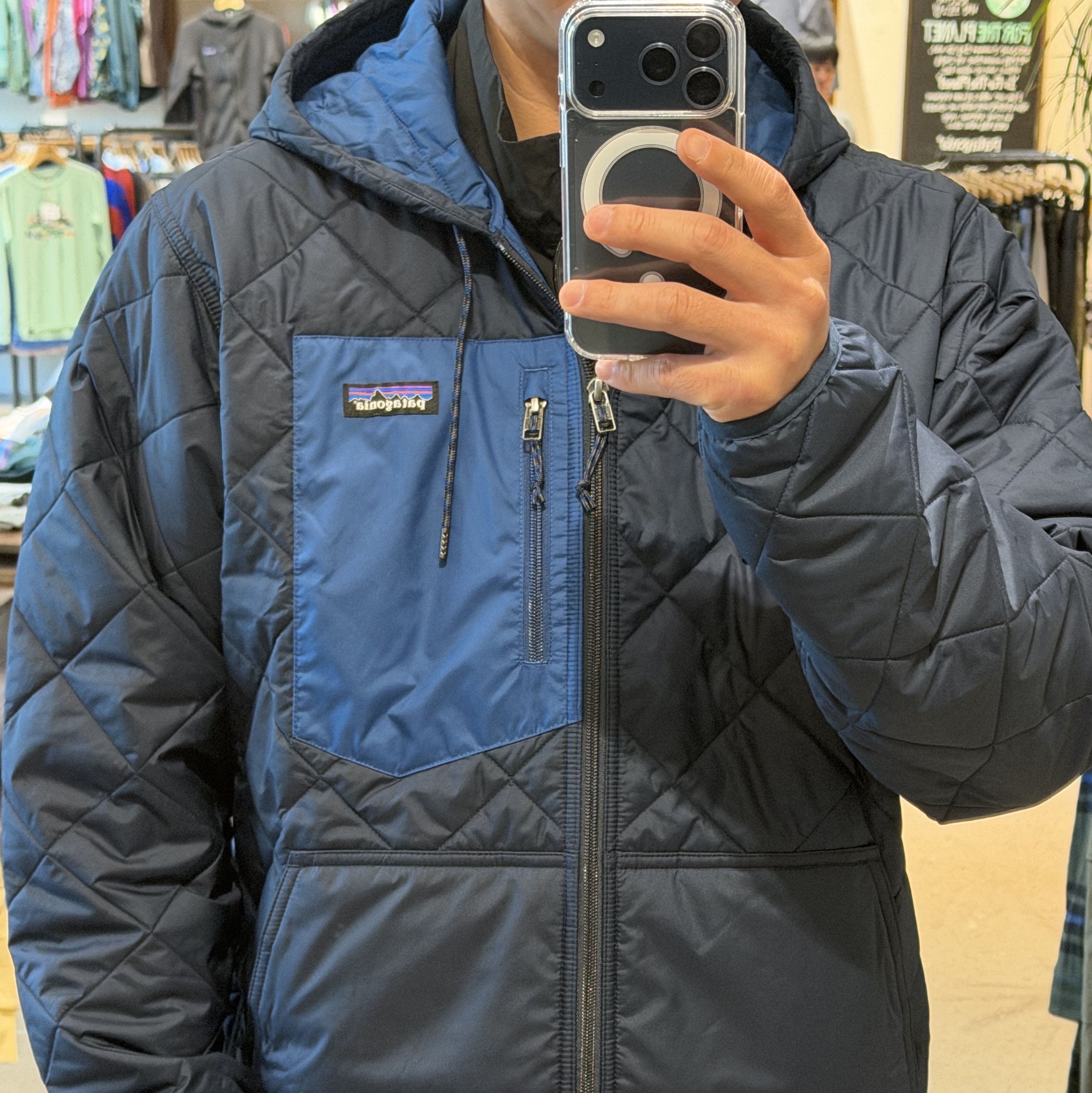 Patagonia Diamond Quilted Bomber Hoody New Navy W Clement Blue 착용 스타일 - 2