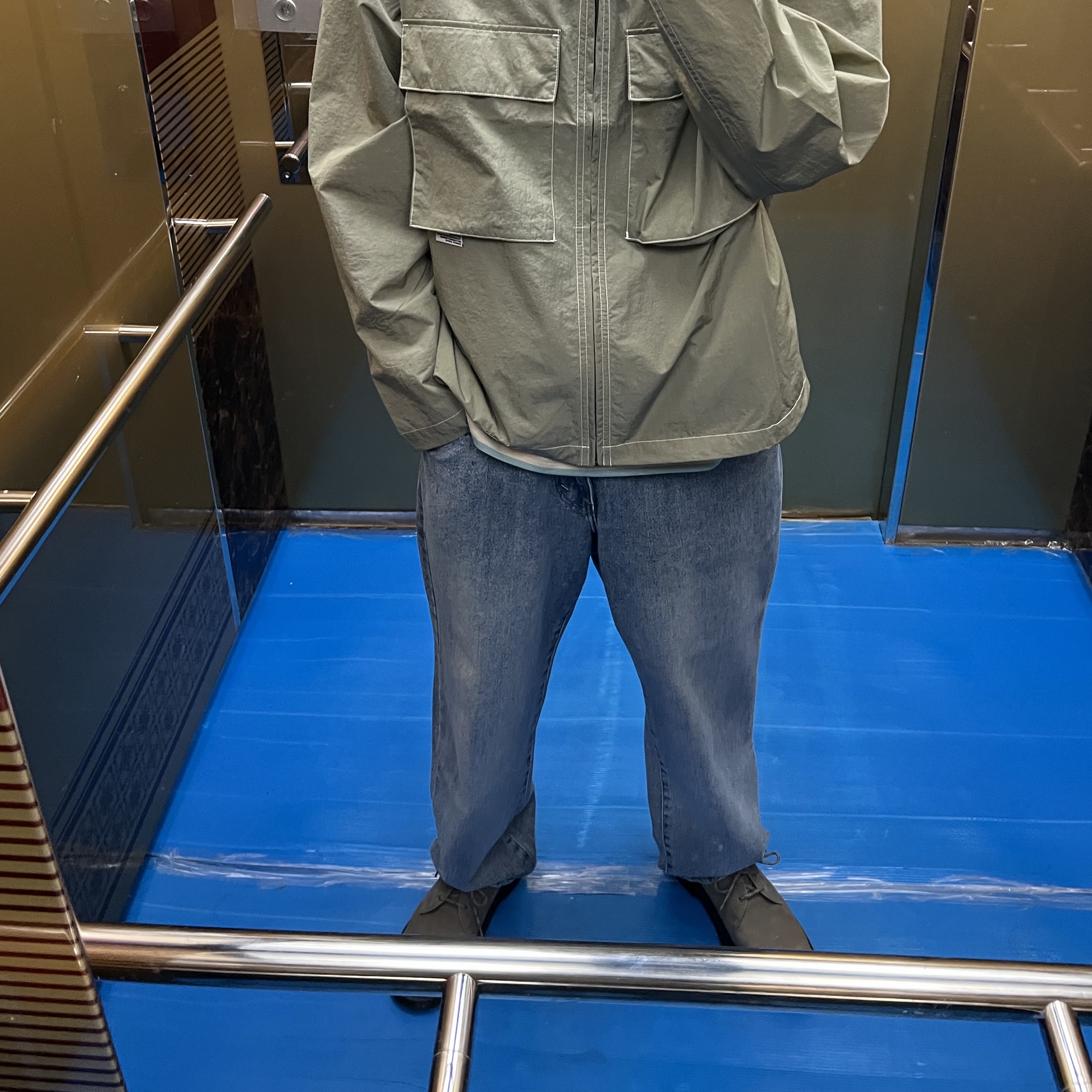 Comoli 5P Denim Pants Bleach - 23SS 착용 스타일