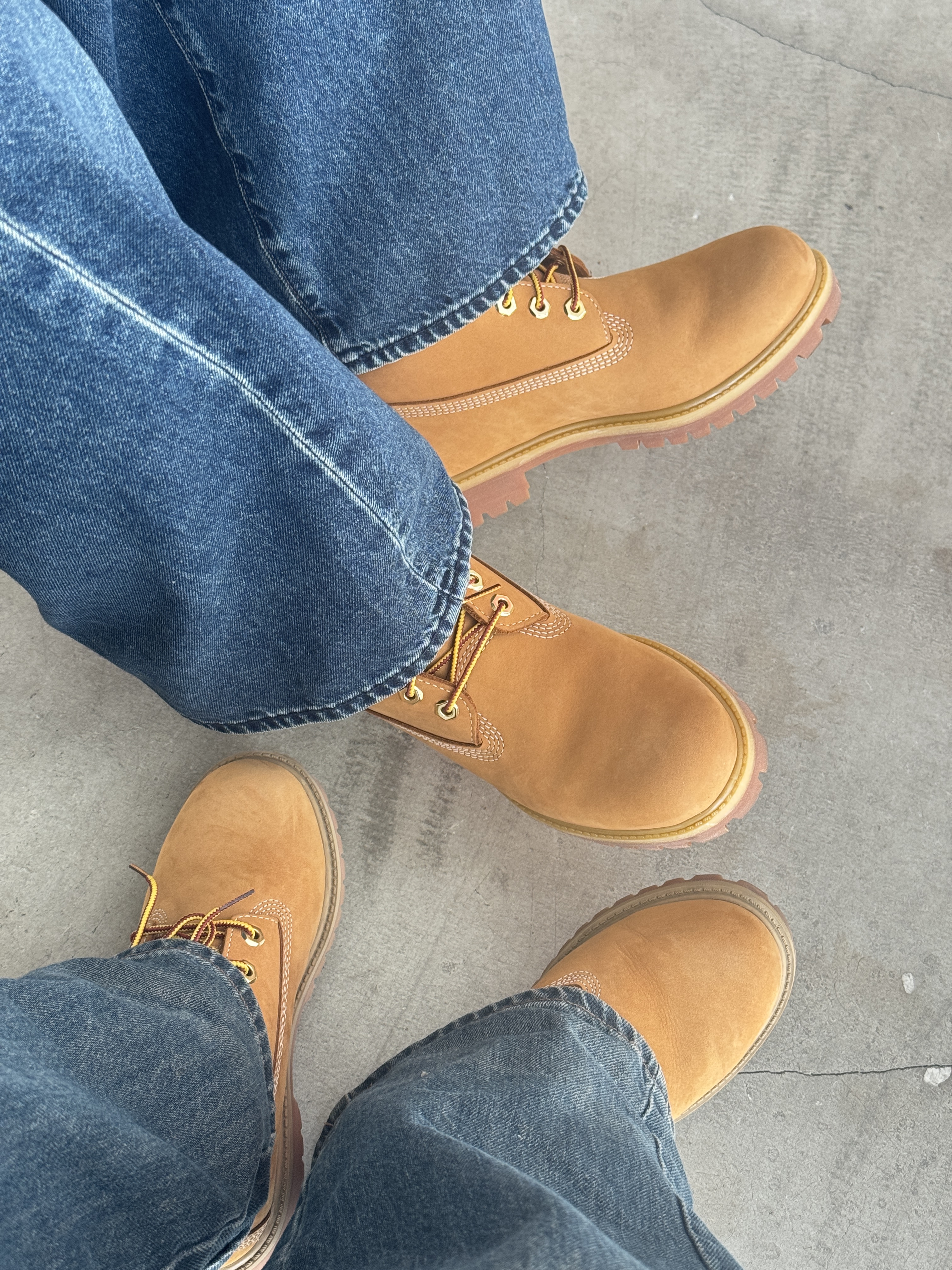 Timberland Premium 6 inch Waterproof Boot Wheat Nubuck - Wide, (JR) Timberland Premium 6 Inch Waterproof Boot Wheat Nubuck - Medium 착용 스타일
