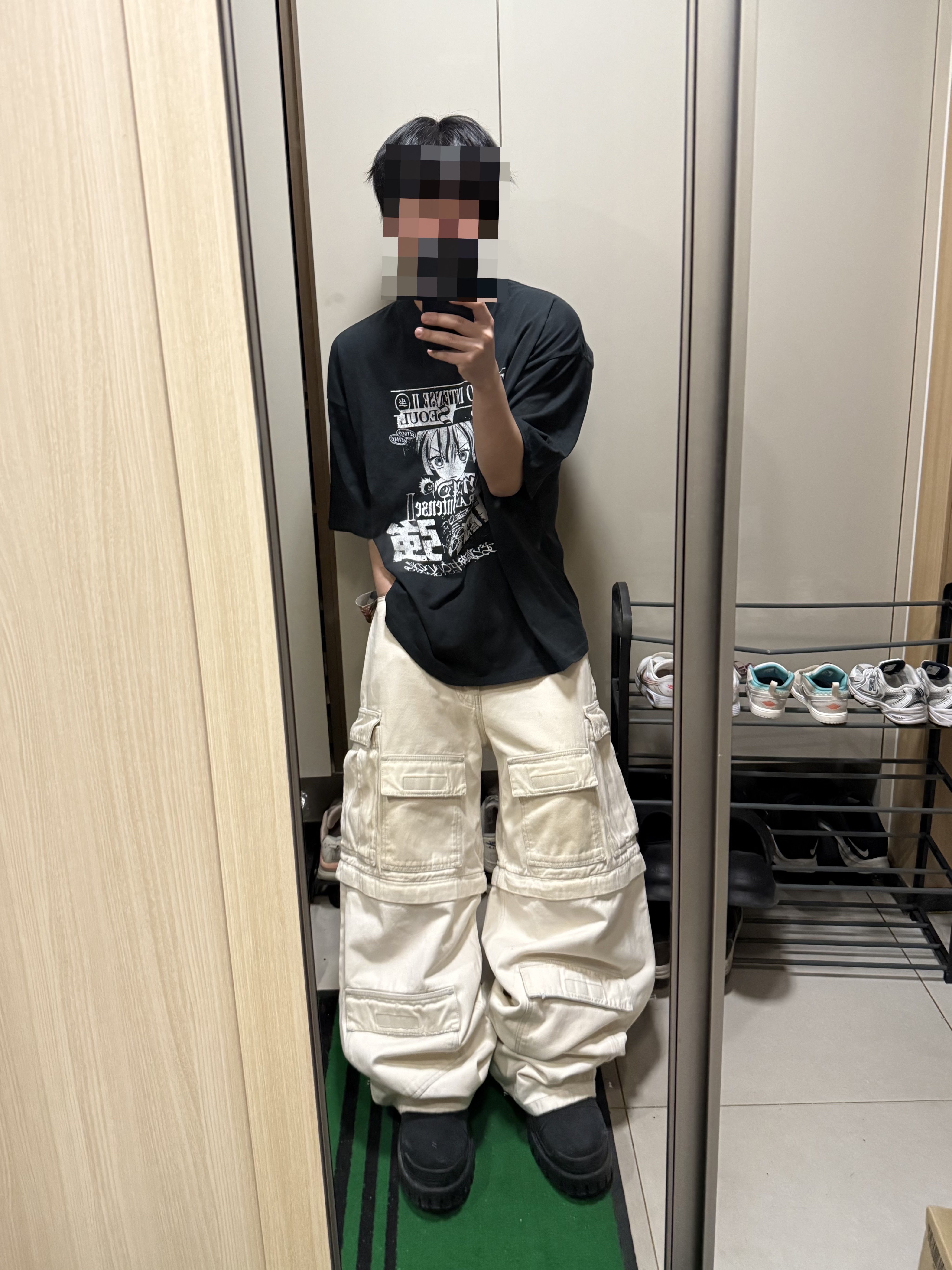 Balenciaga Combat Strike 20mm Boots Black, Our Legacy Camion Boot Black 착용 스타일 - 1