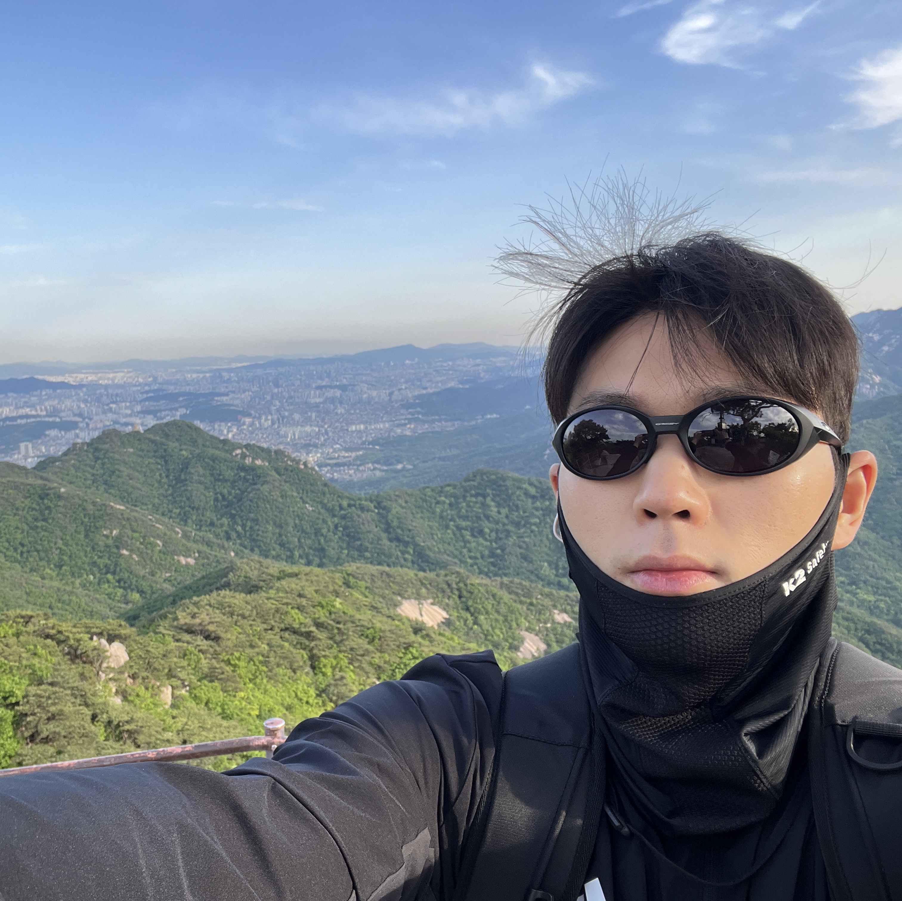 Oakley Eye Jacket Redux Matte Black Frame Prizm Grey Lenses High Bridge Fit 착용 스타일 - 1