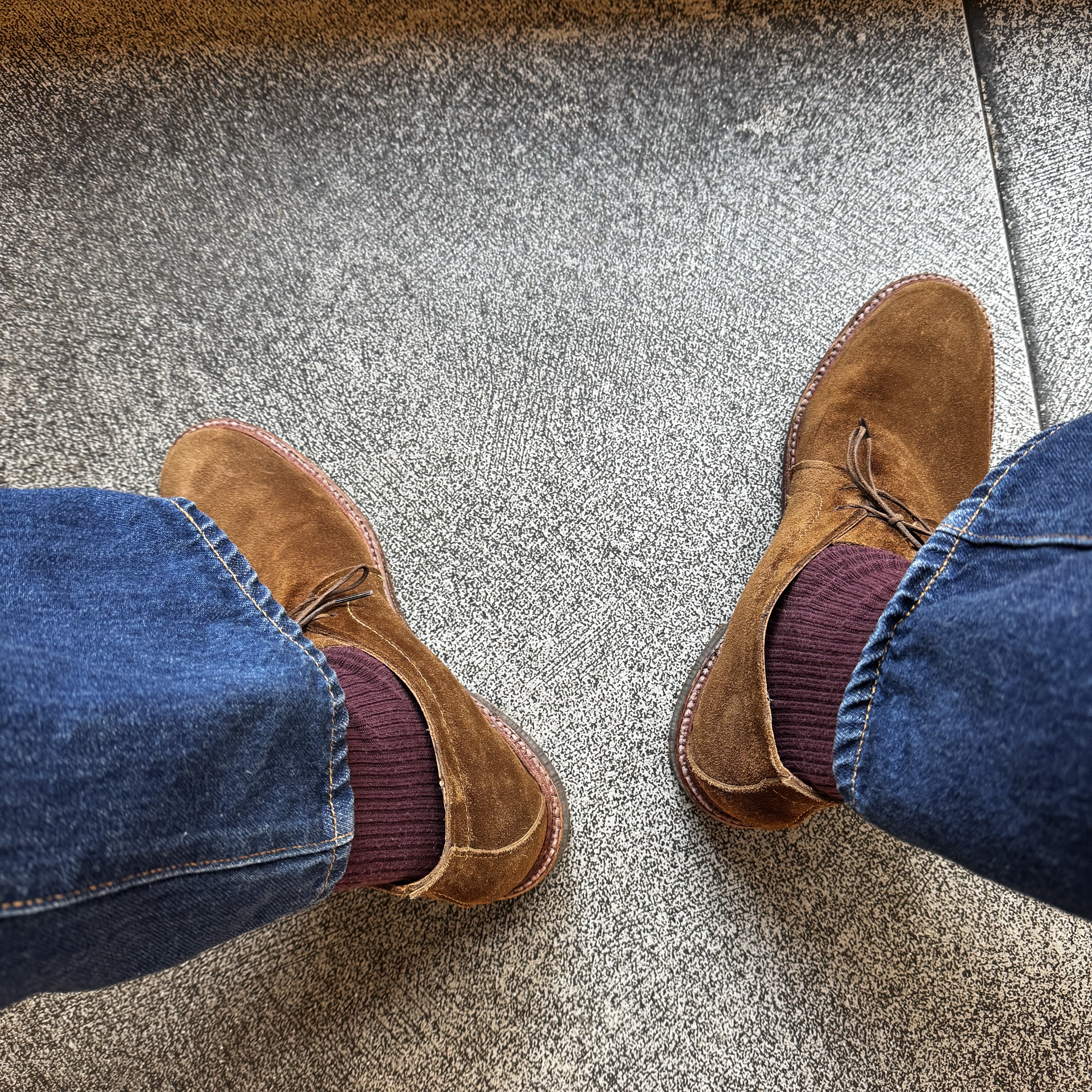 Alden 1493 Suede Unlined Chukka Boot Snuff - E 착용 스타일