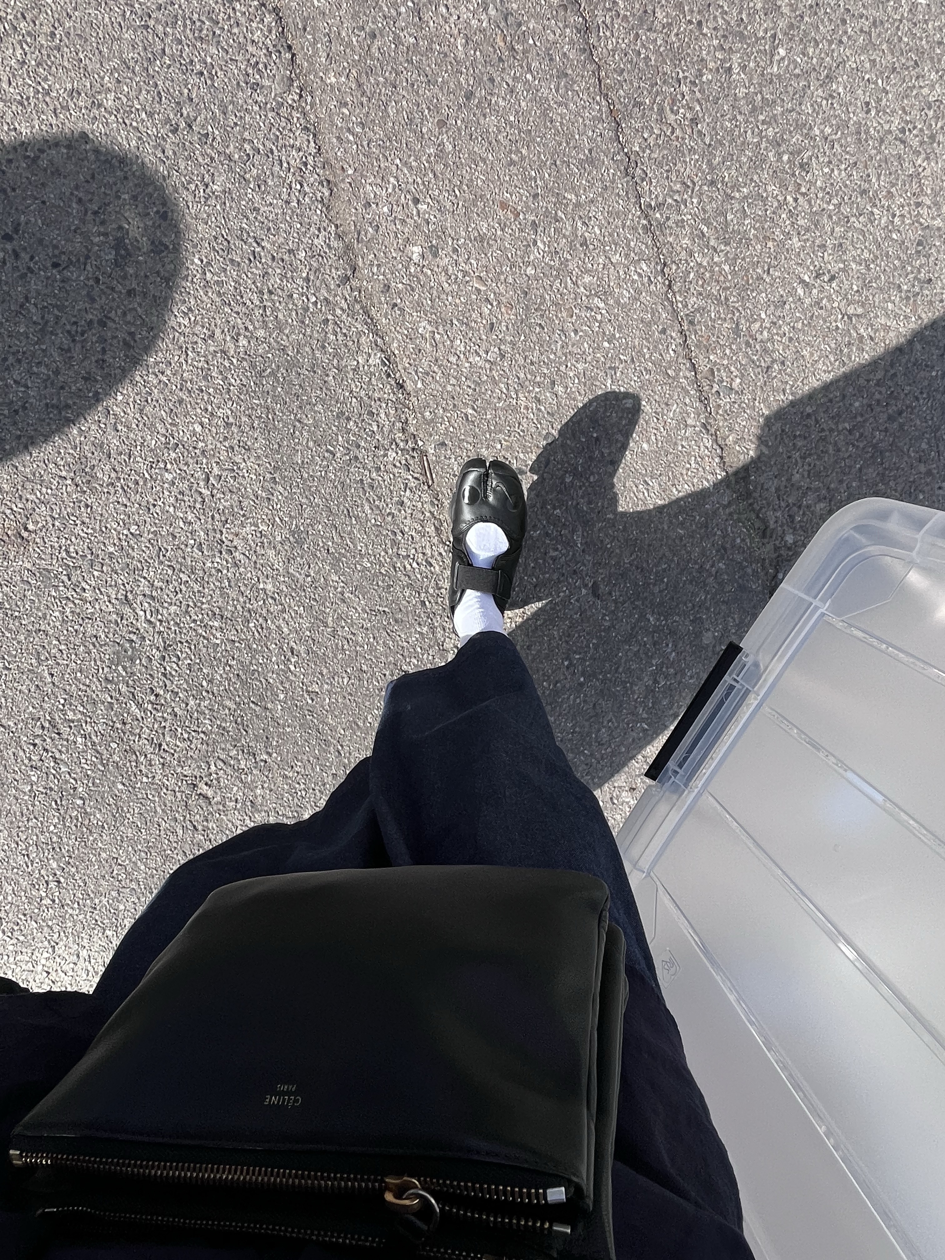 (W) Nike Air Rift Black Black 착용 스타일 - 2