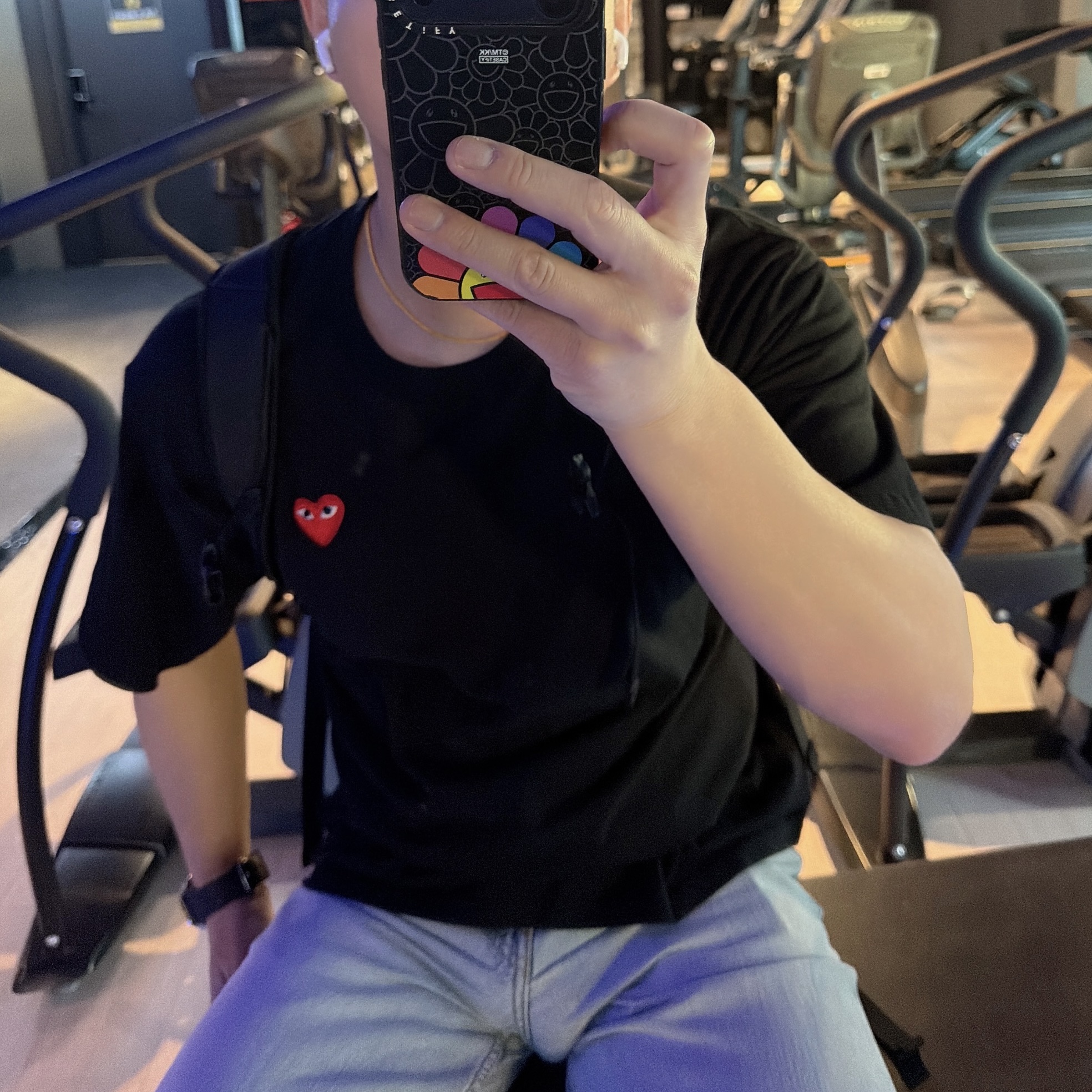 Play Comme des Garcons Red Heart T-Shirt Black 착용 스타일