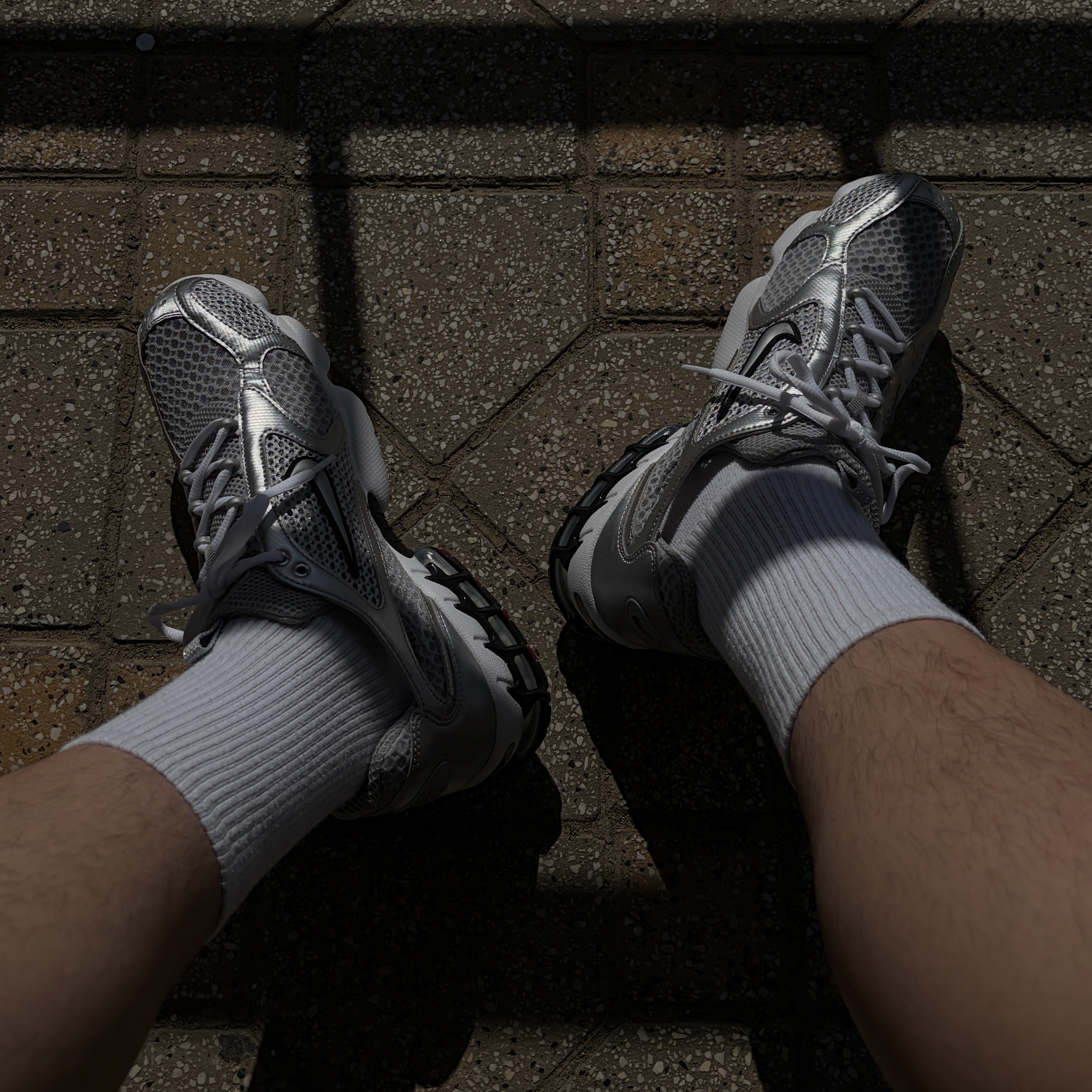 Nike Air Zoom Spiridon Cage 2 Metallic Silver 착용 스타일