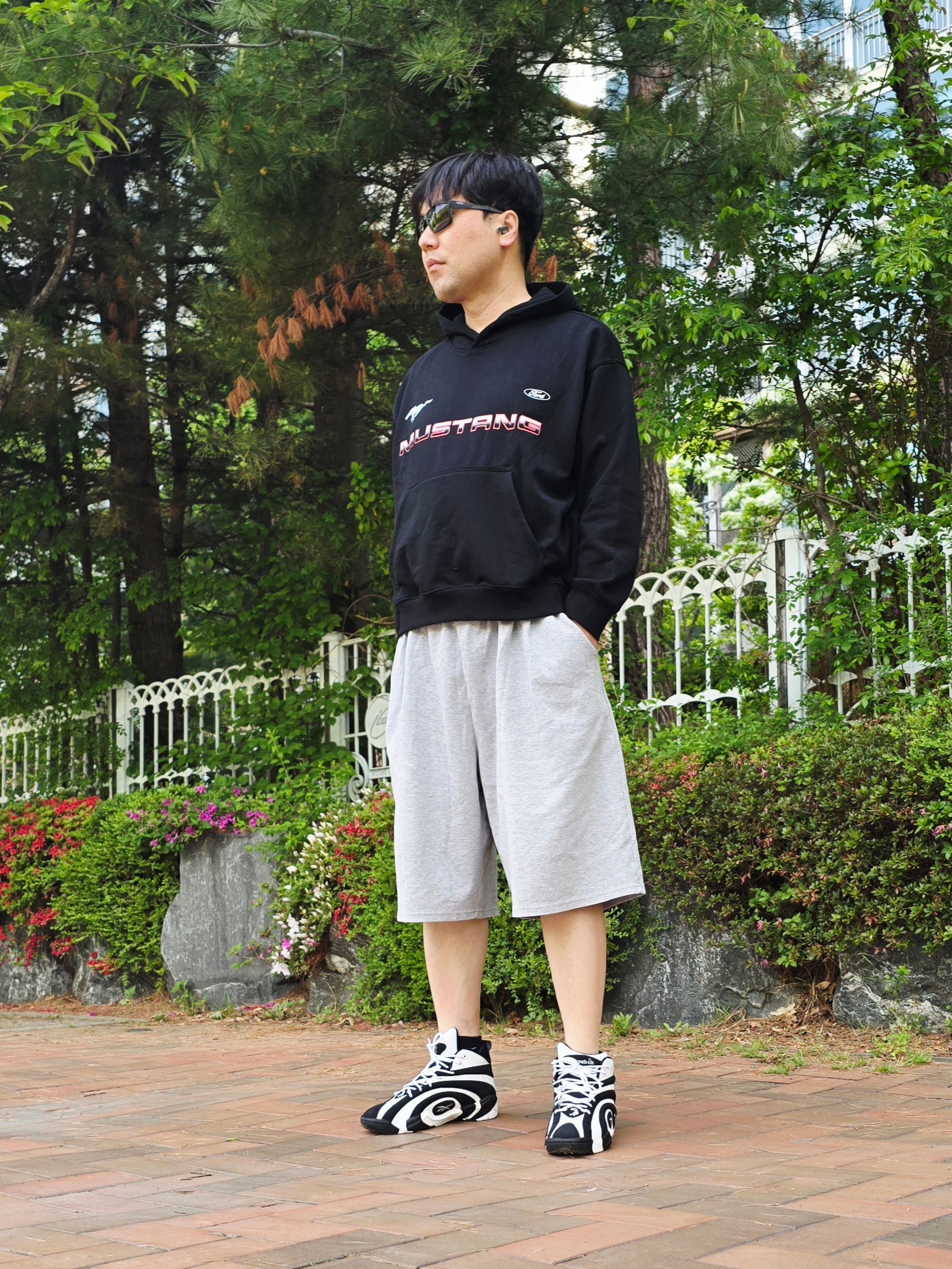 Reebok Shaqnosis Black White 2020 착용 스타일