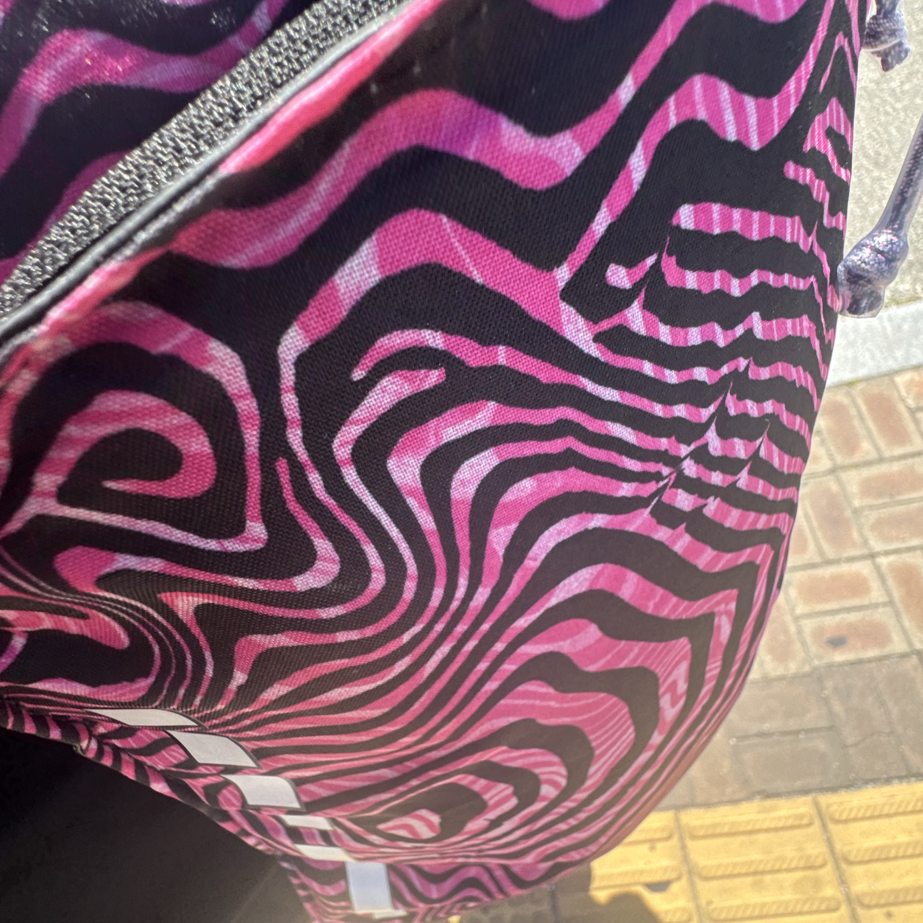 Nike Hoops Elite Backpack 32L Black Pinksicle 착용 스타일