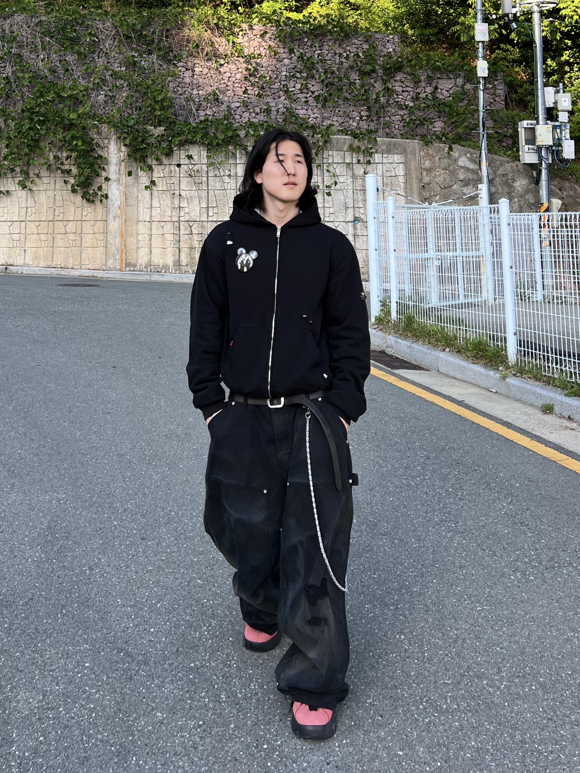 MJD Cowboy Patch Thermal Zip-Up Hoodie Black, Undermycar MU.128 Original Logo Cracked Leather Belt Silver / Black 착용 스타일 - 5